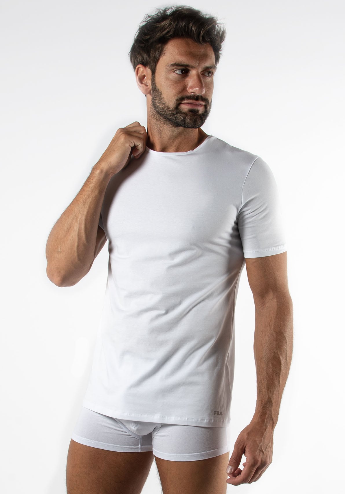 Fila T-Shirt, (2er Pack), mit klassischem Rundhalsausschnitt und Kurzarm