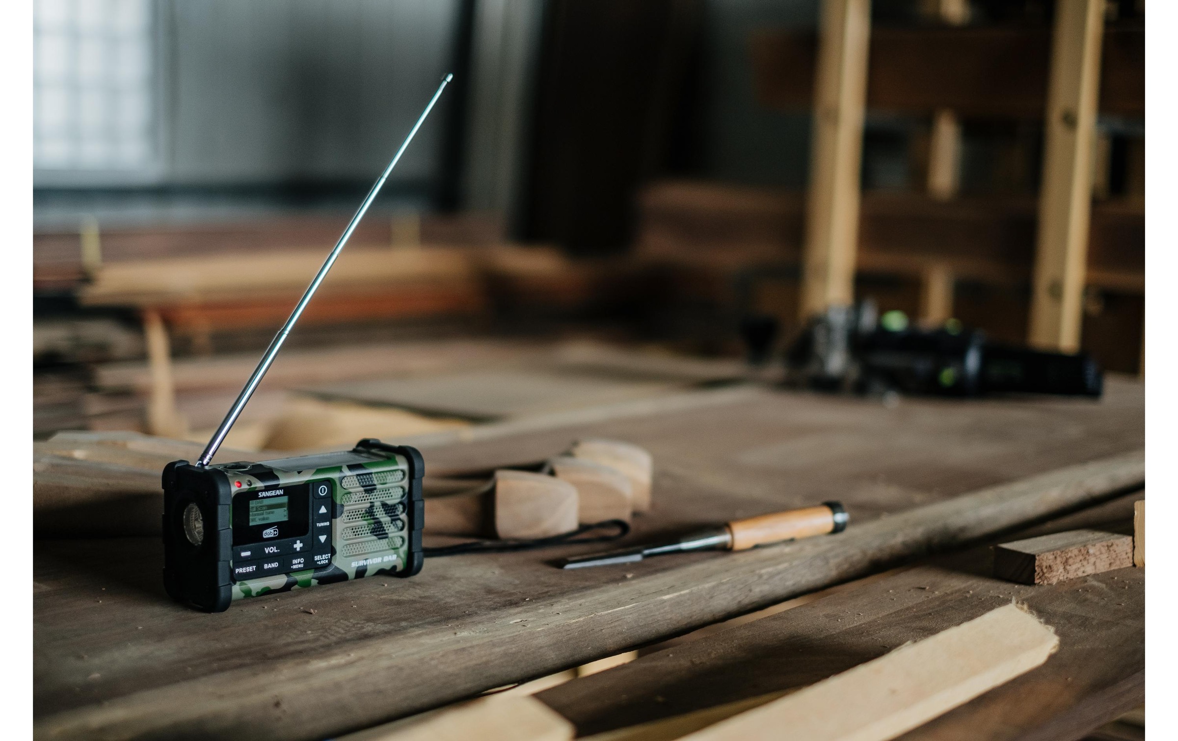 Sangean Digitalradio (DAB+) »Survivor DAB Camouflage«, (Digitalradio (DAB+)-FM-Tuner)