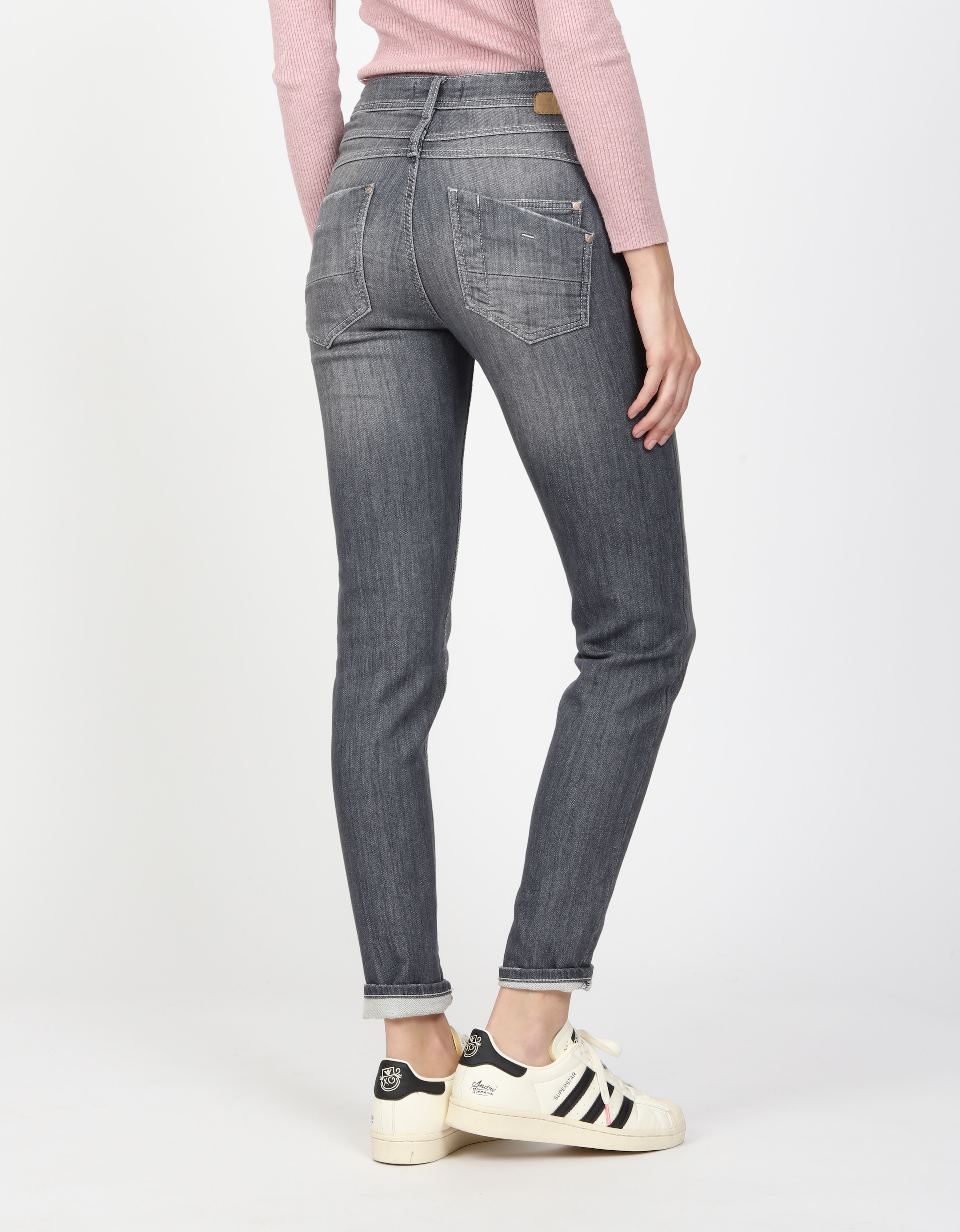 GANG Relax-fit-Jeans »94AMELIE«, mit Used-Effekten