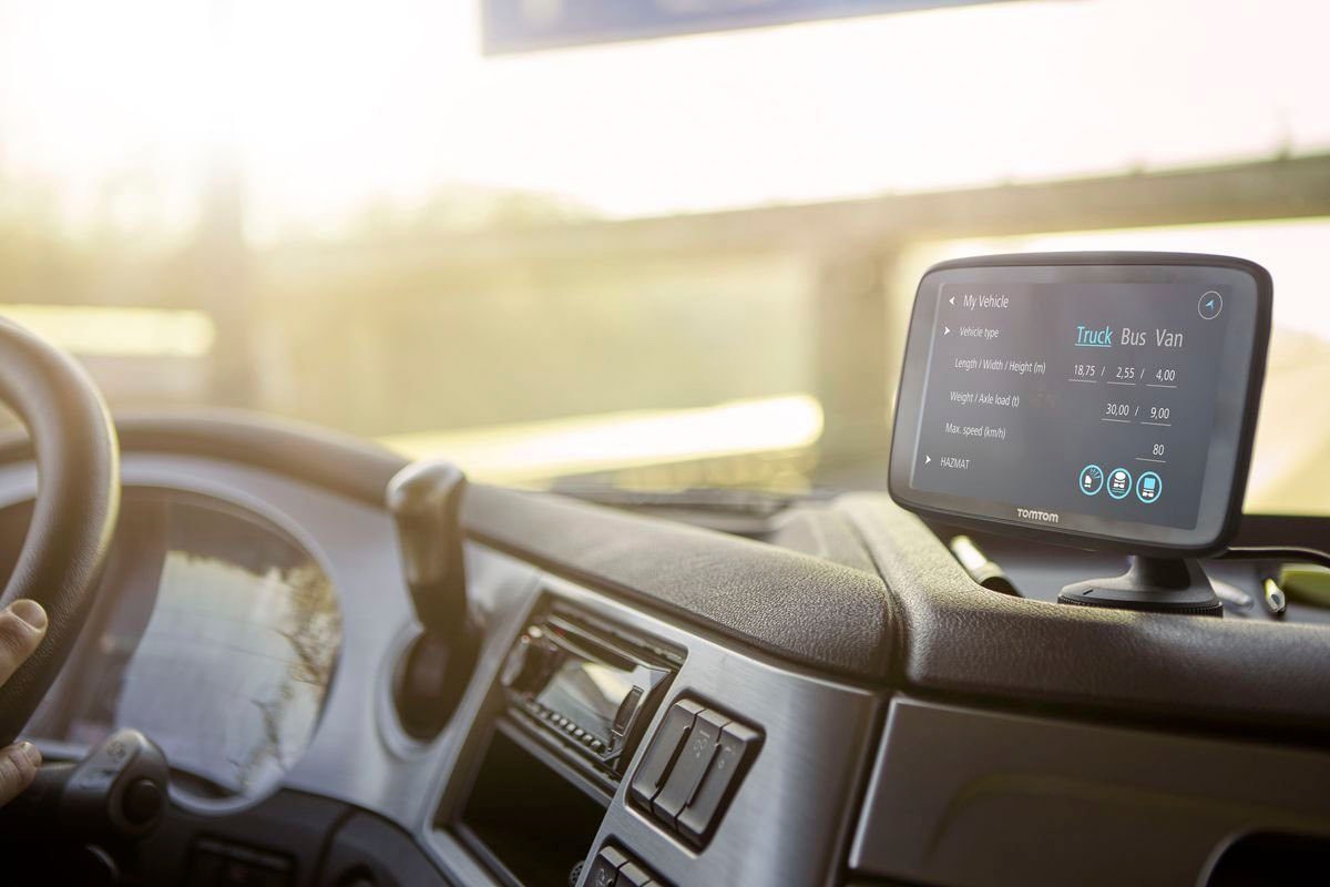 TomTom LKW-Navigationsgerät »GO Professional 520«, (Europa (48 Länder) inklusive lebenslanger Kartenupdates)