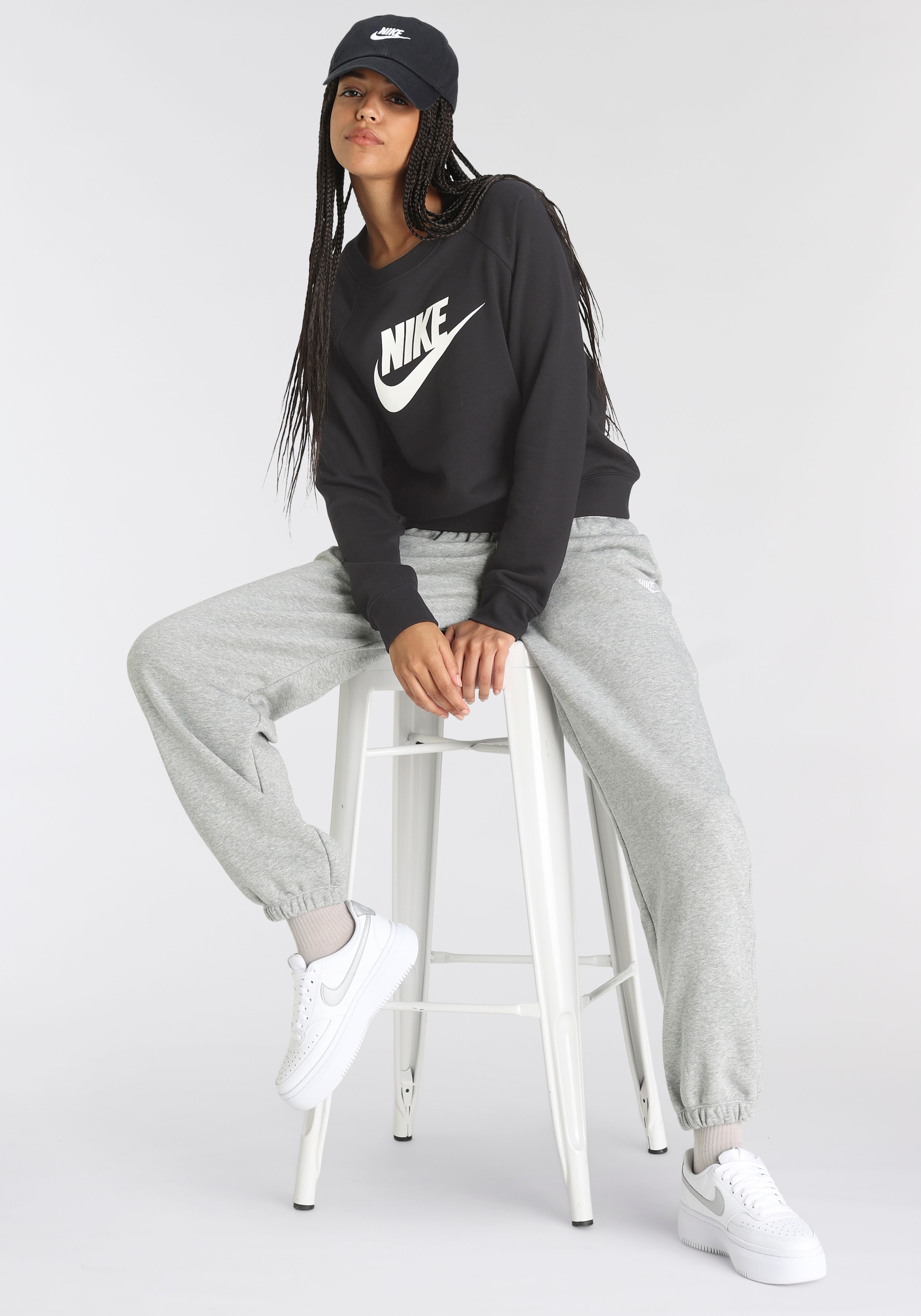 Nike Sportswear Sweatshirt »WOMEN ESSENTIAL CREW FLEECE«
