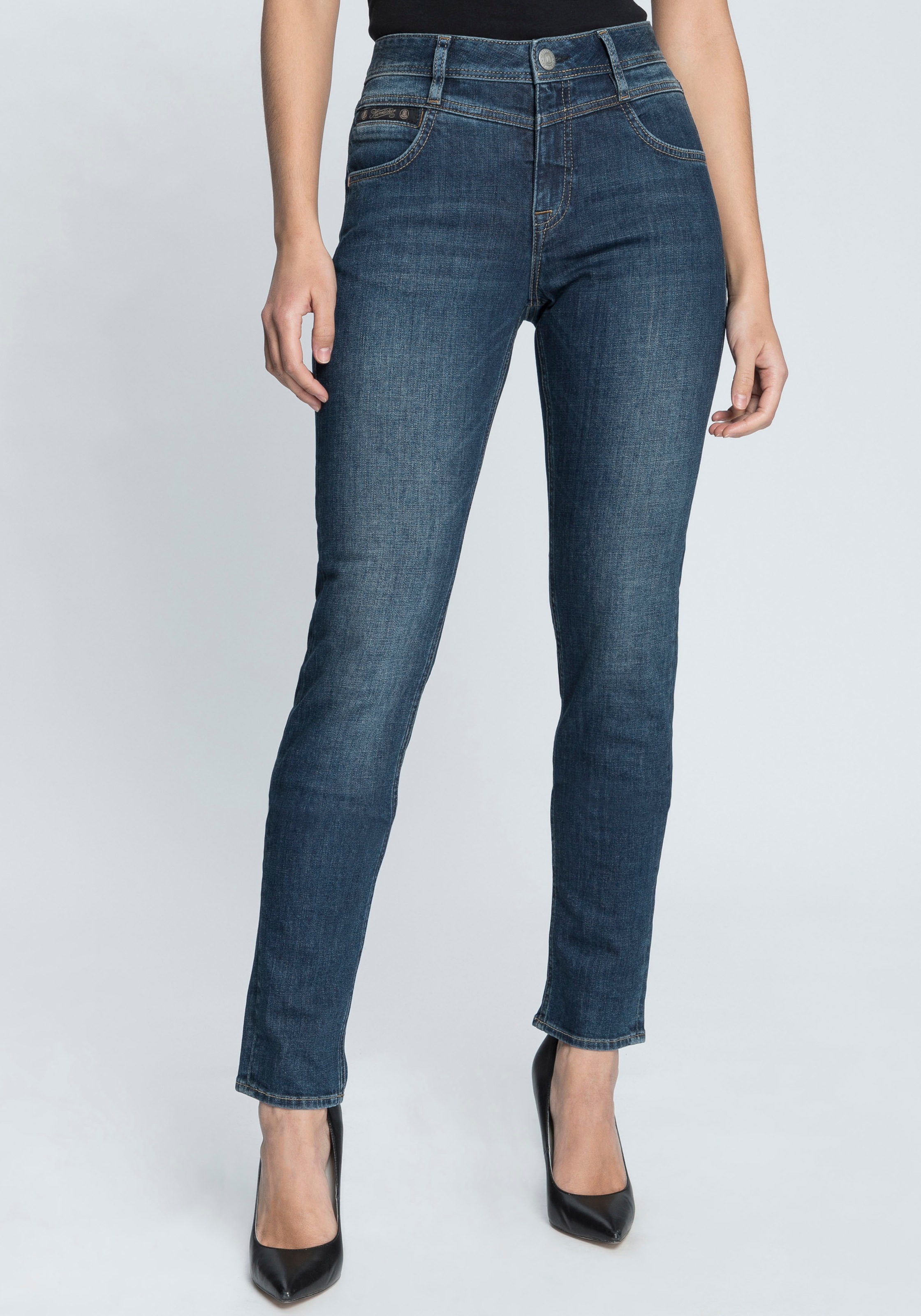 Herrlicher Slim-fit-Jeans »PEPPY SLIM DENIM« Normal Waist Recycled Polyester