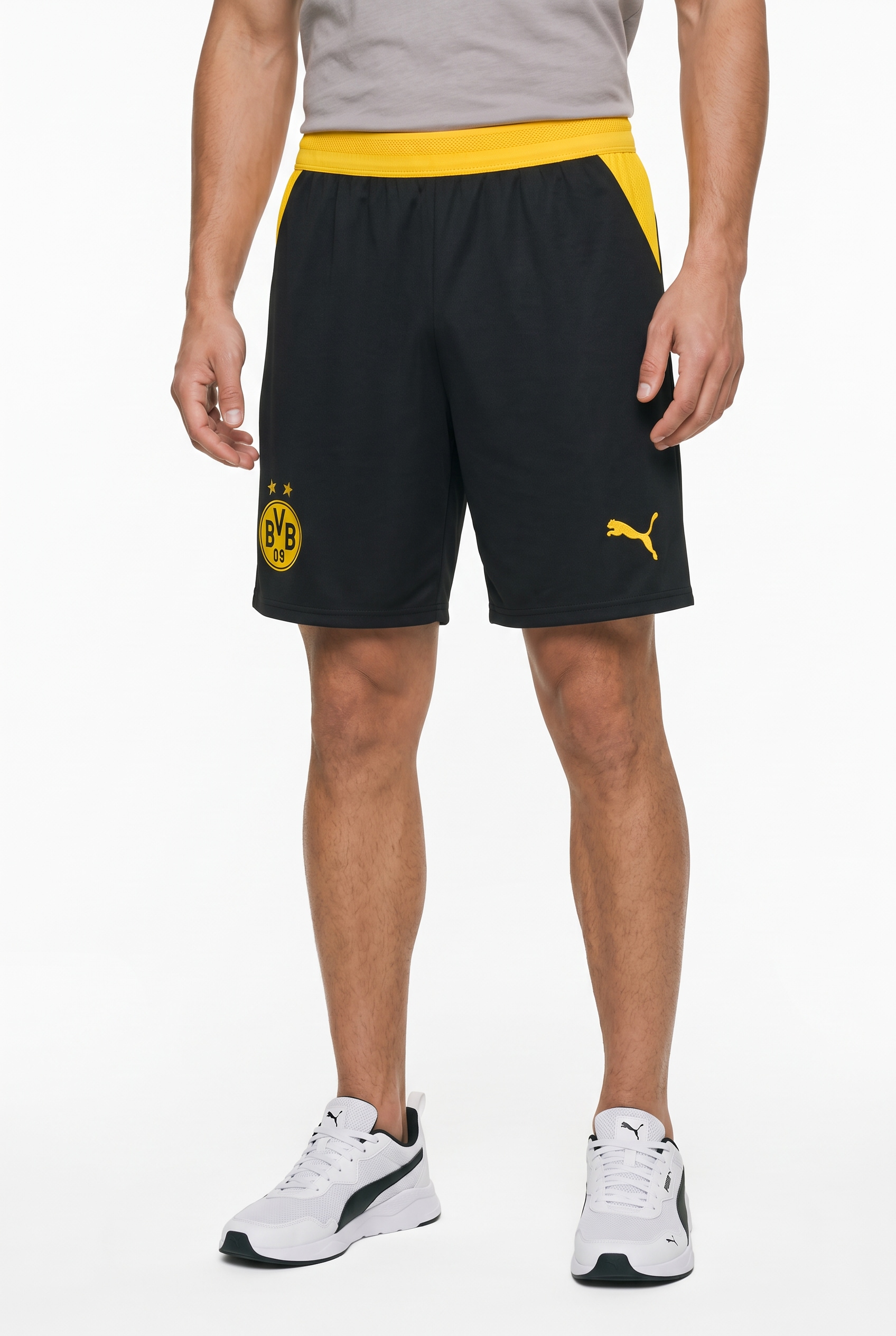 PUMA Trainingsshorts "BVB SHORTS REPLICA" Regular Fit, für Fussball, sportlicher Stil, atmungsaktives Material