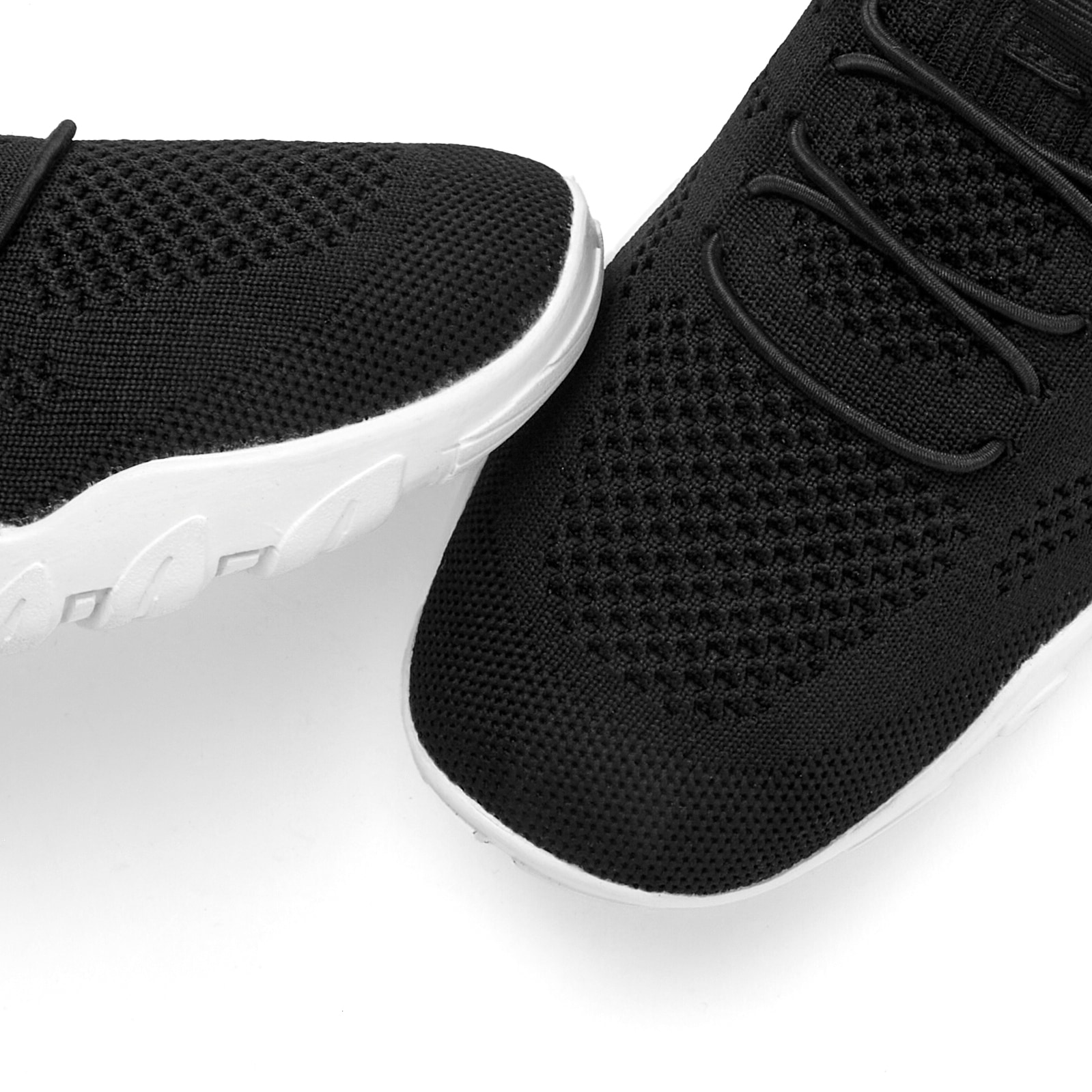 Vivance Sneaker »Freizeitschuh, Halbschuh mit ultraleichter und flexibler Sohle,«, zum Reinschlüpfen mit elastischen Schnürbändern VEGAN