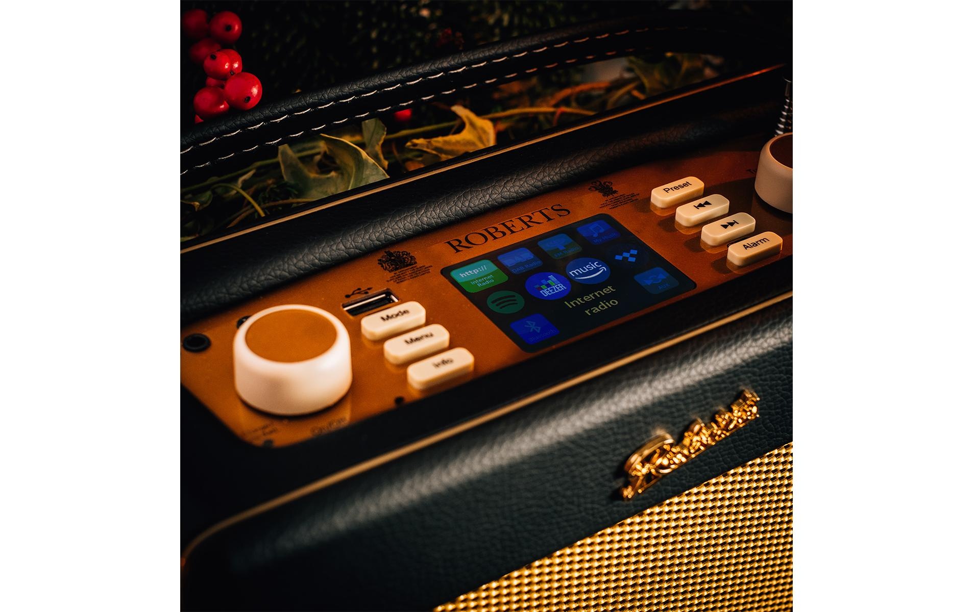 ROBERTS RADIO Digitalradio (DAB+) »Revival iStream«, (Bluetooth FM-Tuner-Internetradio-Digitalradio (DAB+)