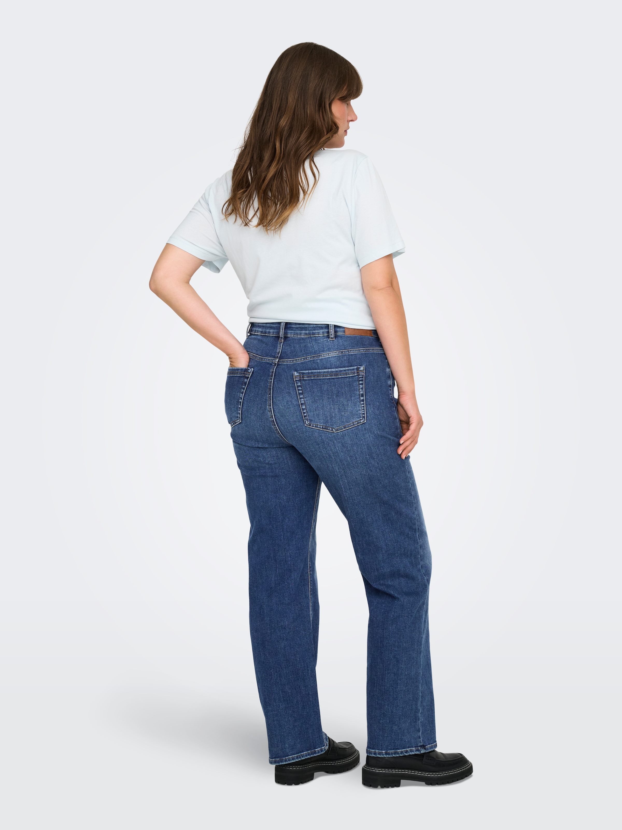 ONLY CARMAKOMA Straight-Jeans »CARWILLY MID STRAIGHT DNM TAI021«