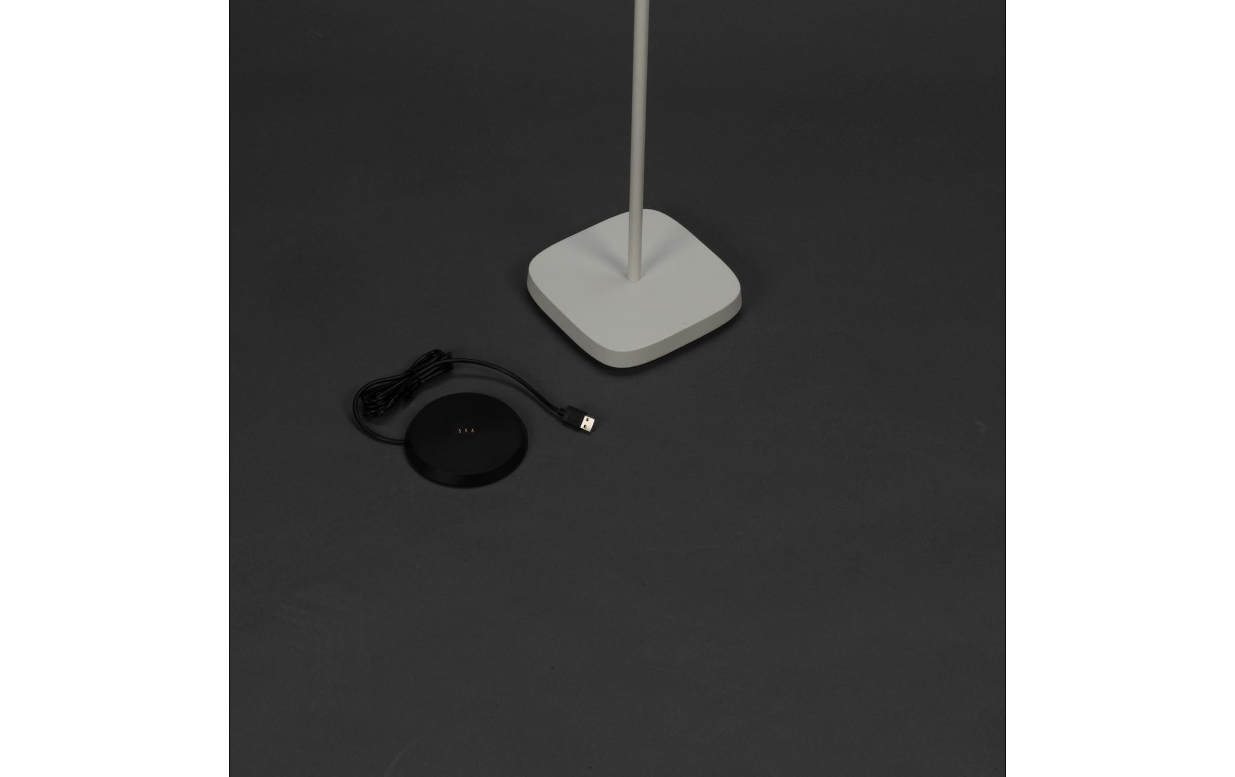 KONSTSMIDE Stehlampe »Nice USB 2700 / 3000 K 3 W«