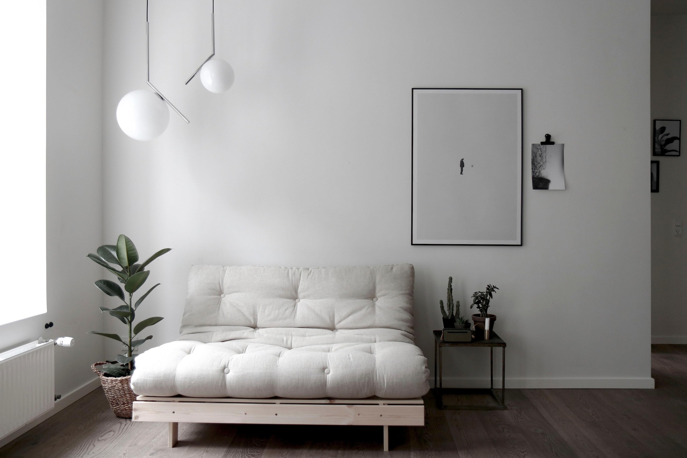 Karup Design Daybett »Daybett Roots Schlafsofa – Gästebett & Sofa aus FSC®-Kiefer«, Inkl. Futonmatratze, in mehreren Grössen & Farben erhältlich