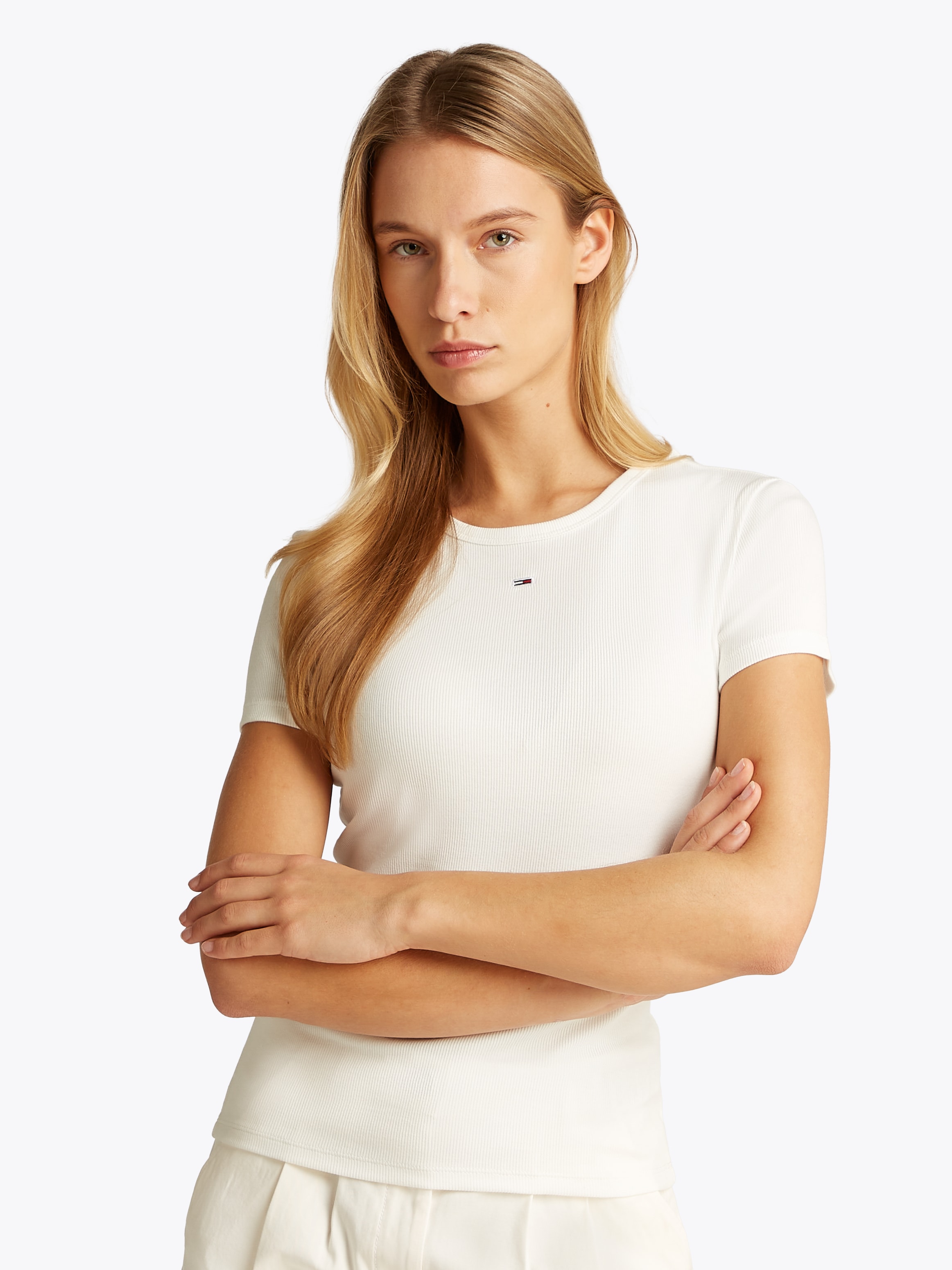Tommy Jeans T-Shirt »TJW 2PACK SLIM ESSENTIAL RIB SS«, (Packung, 3 tlg., 2er-Pack), mit Logostickerei