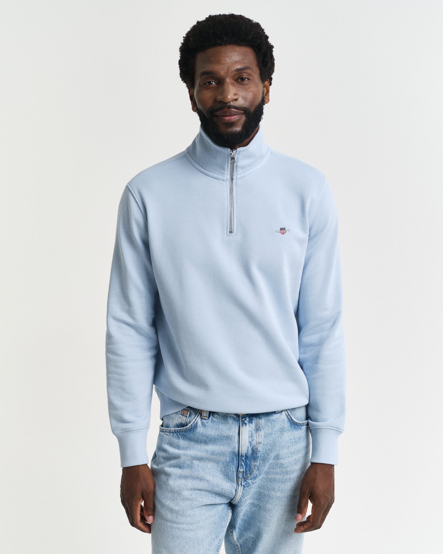 Gant Sweatshirt »REG SHIELD HALF ZIP SWEAT«, mit Logostickerei auf der Brust