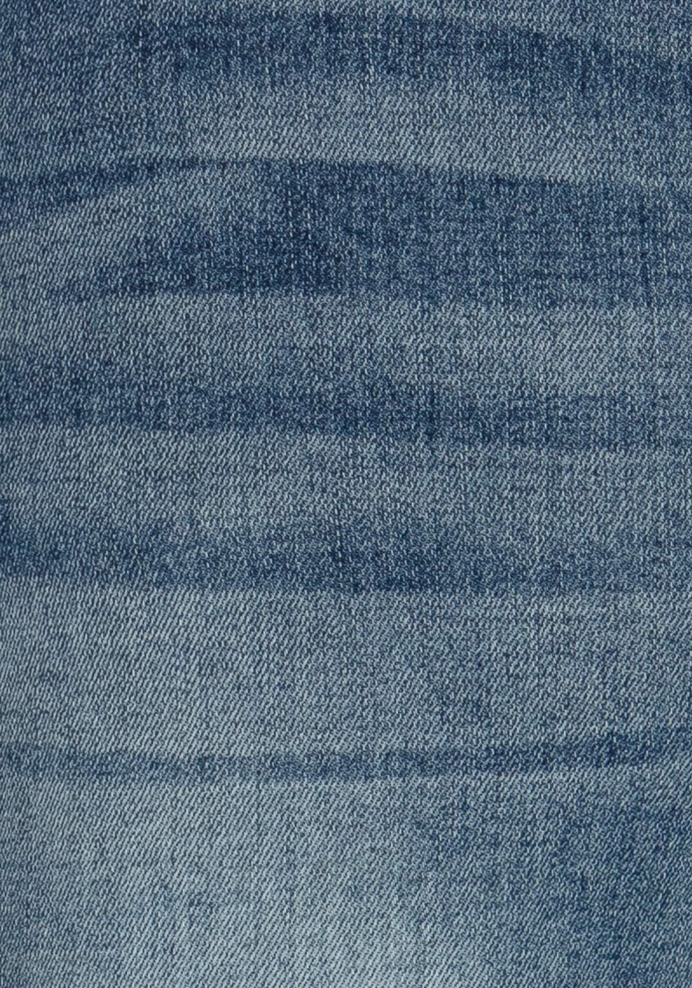 Arizona Caprijeans »Ultra-Stretch«, extra-eng geschnittene Beinform, hoher Bund, in Capri-Länge