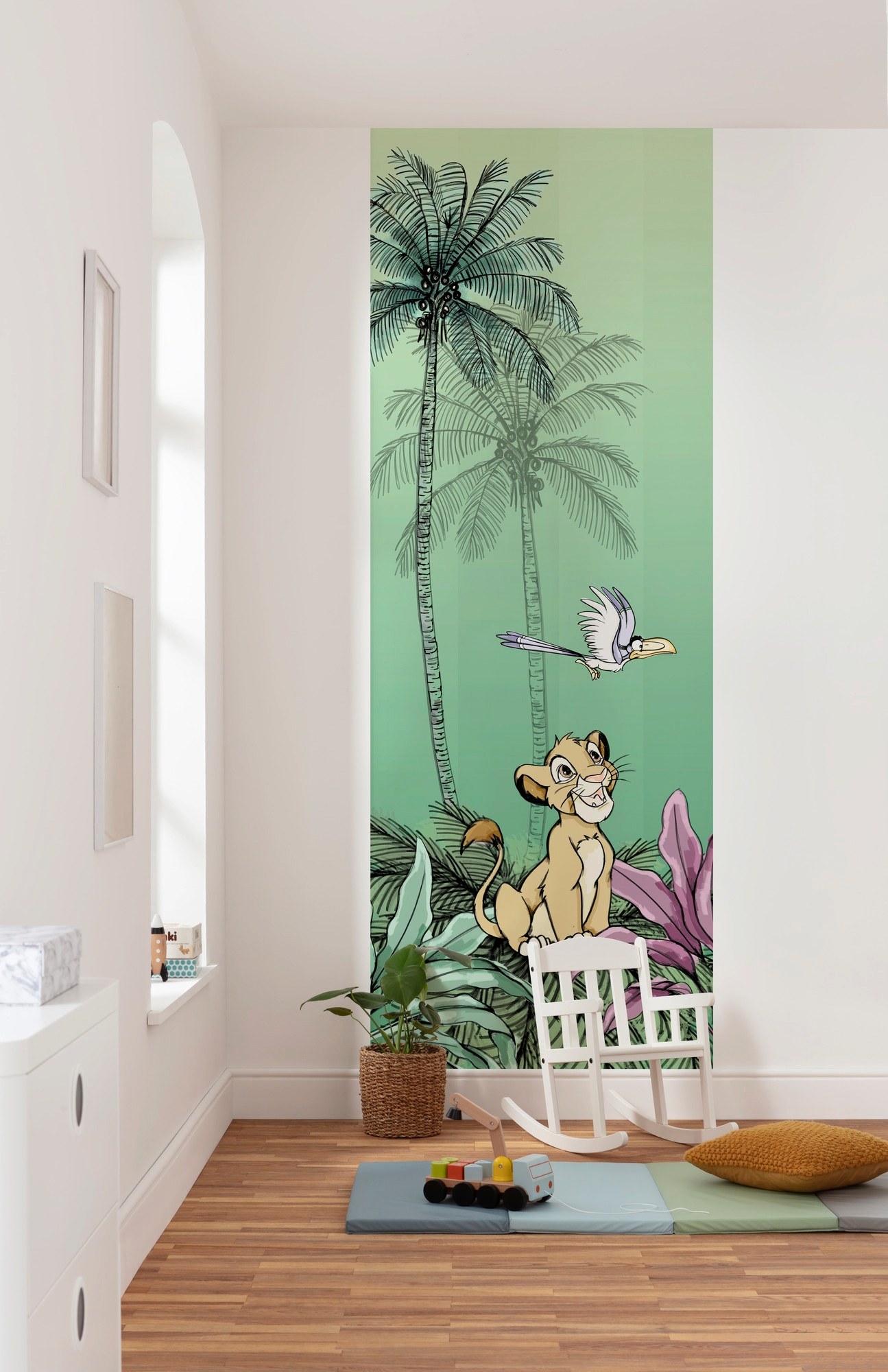Komar Vliestapete »Digitaldruck Vlies - Jungle Simba - Grösse 100 x 280 cm«, bedruckt, Wohnzimmer, Schlafzimmer