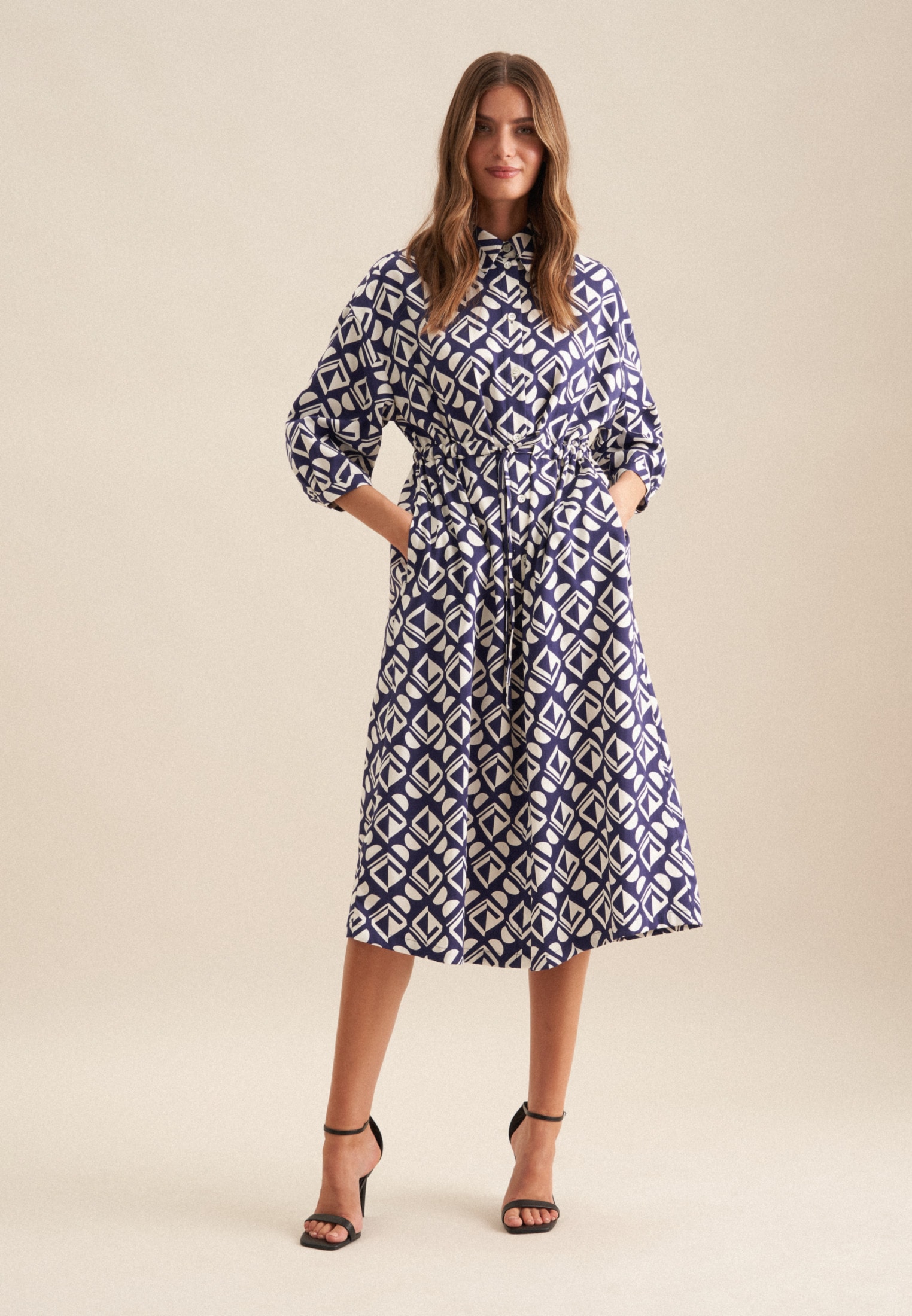 seidensticker Sommerkleid »Schwarze Rose« 3/4 Kragen Geometrische Muster