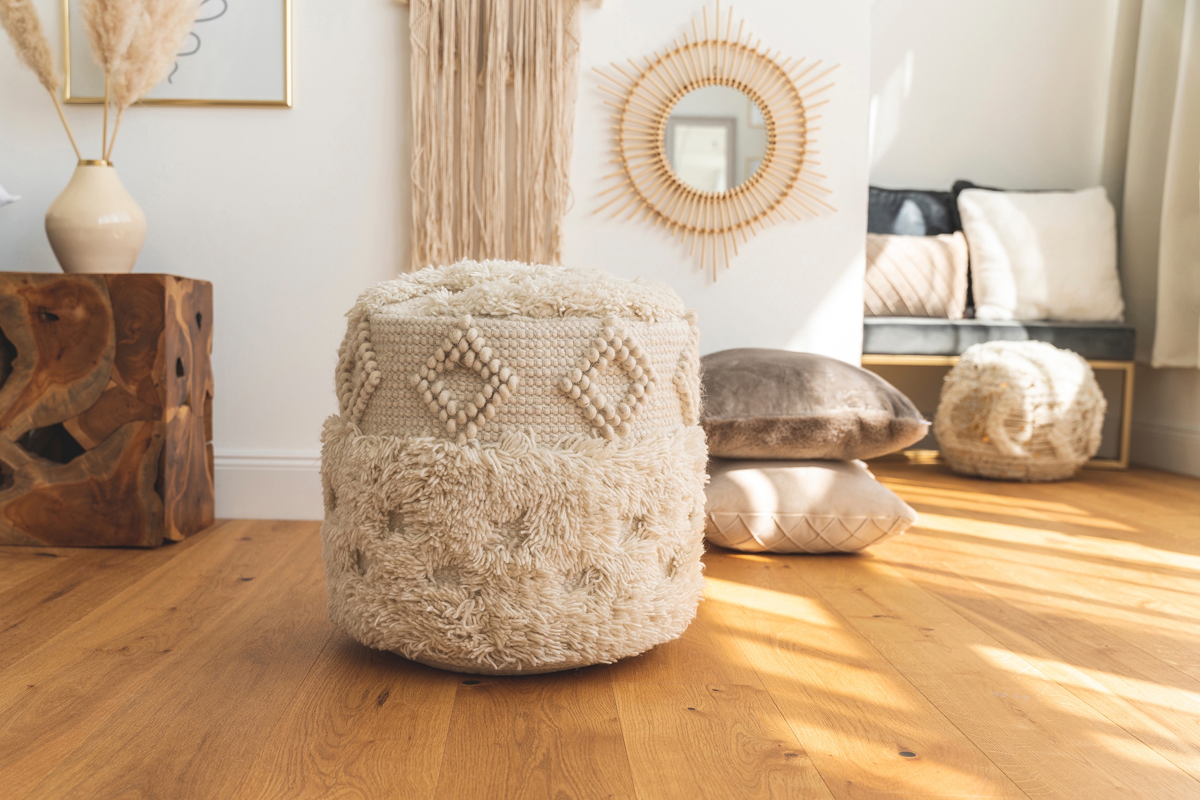 Kayoom Pouf »Bohist 125 35cm x 35cm,  Strukturen mit Fransen und Quasten«, (1 St.), handgefertigt, Unikat, sehr gut kombinierbar, vielfältig im Einsatz