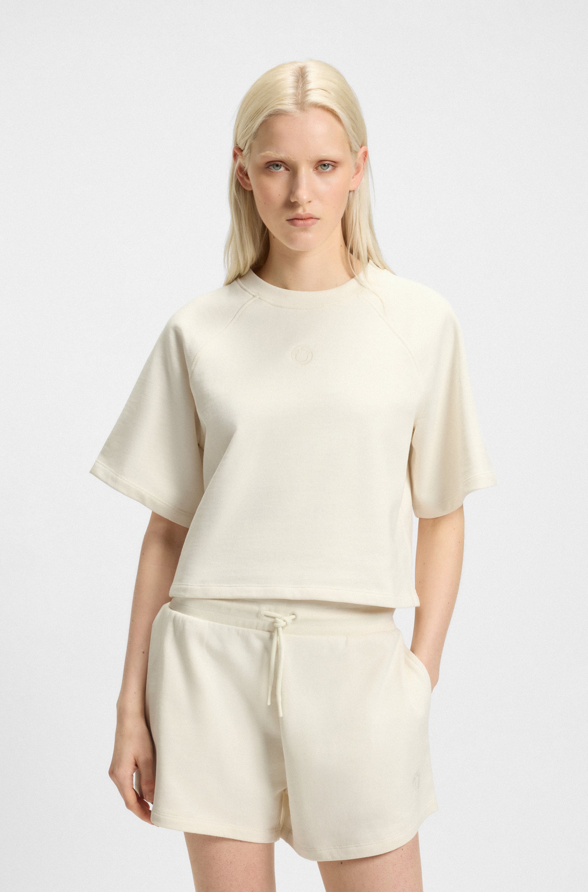 HUGO T-Shirt "Dorlina" mit Logostickerei