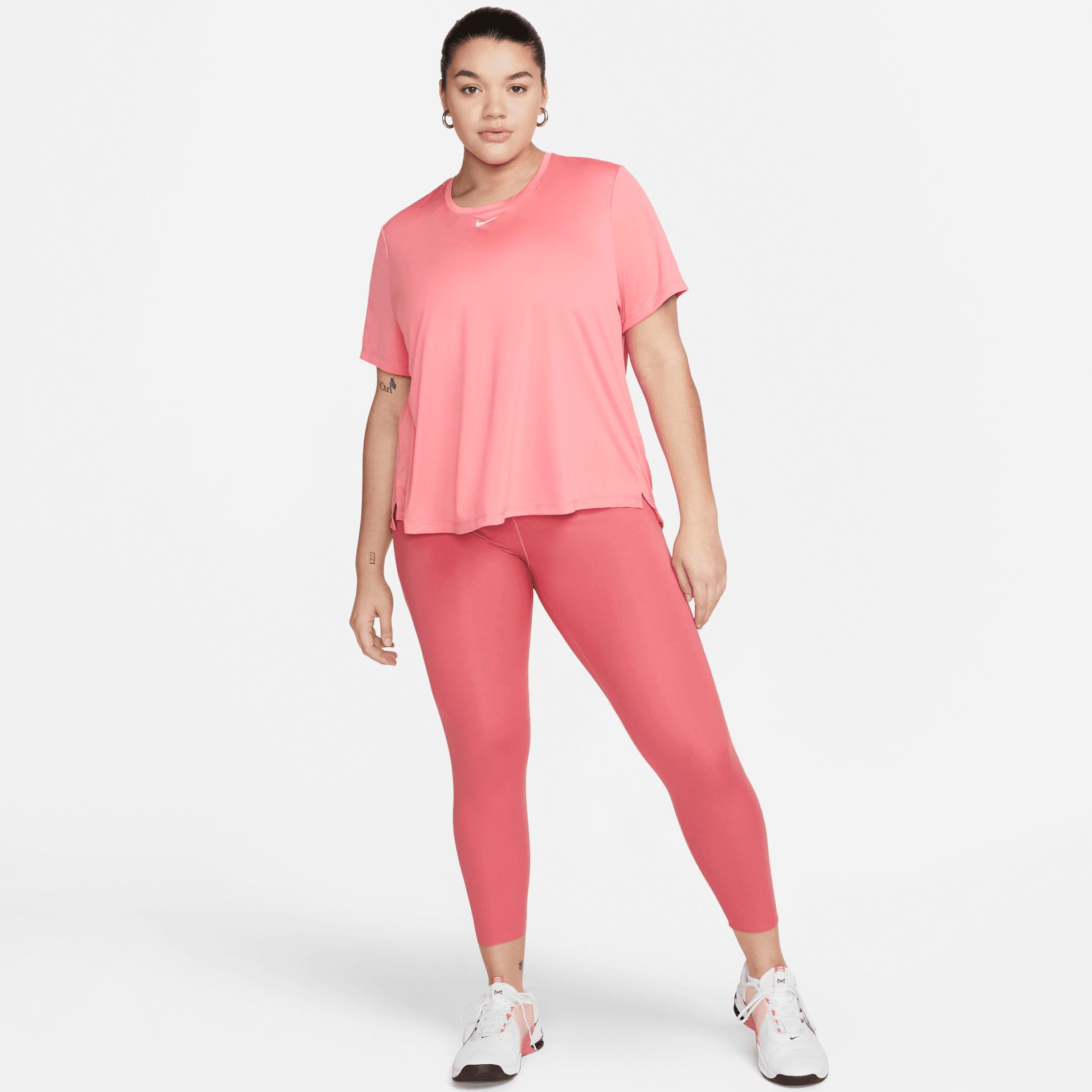 Nike Trainingsshirt »Dri-FIT One Women's Standard Fit Short-Sleeve Top (Plus Size)«