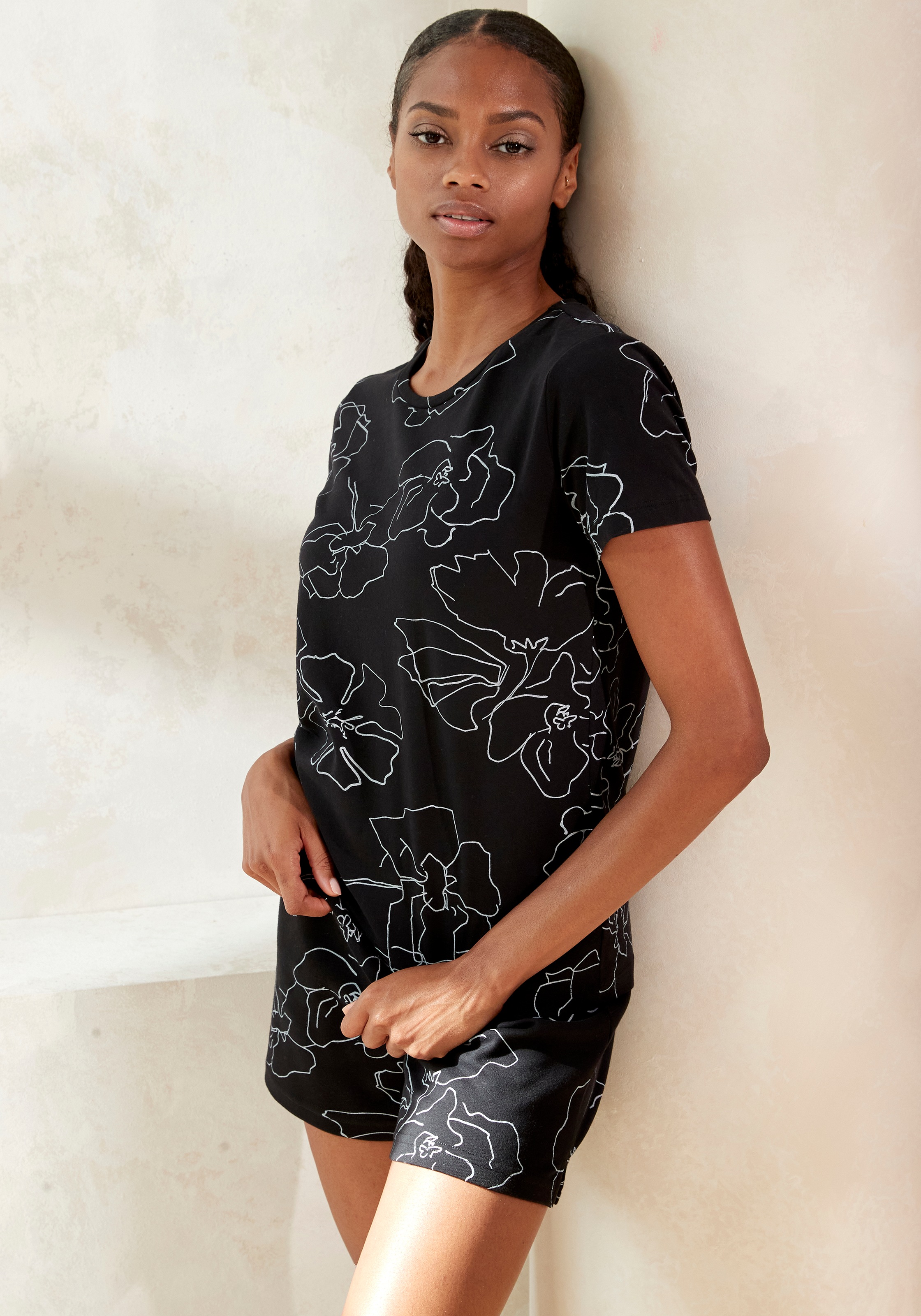 LASCANA Kurzarmshirt »-T-Shirt«, mit Blütendruck, Loungewear