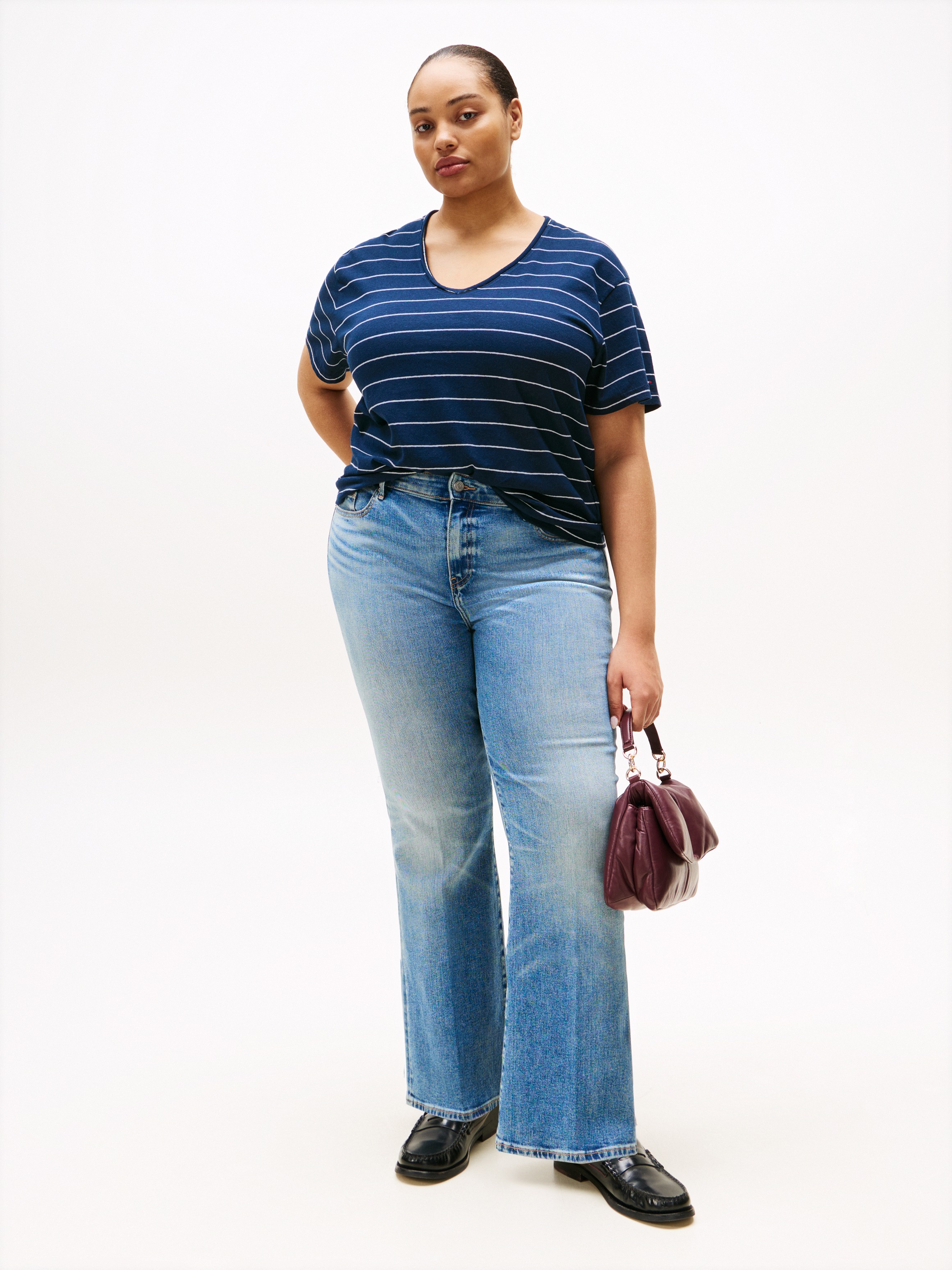 Tommy Hilfiger Curve V-Shirt »CRV MODERN CO LINEN V-NK SS«, in Grossen Grössen