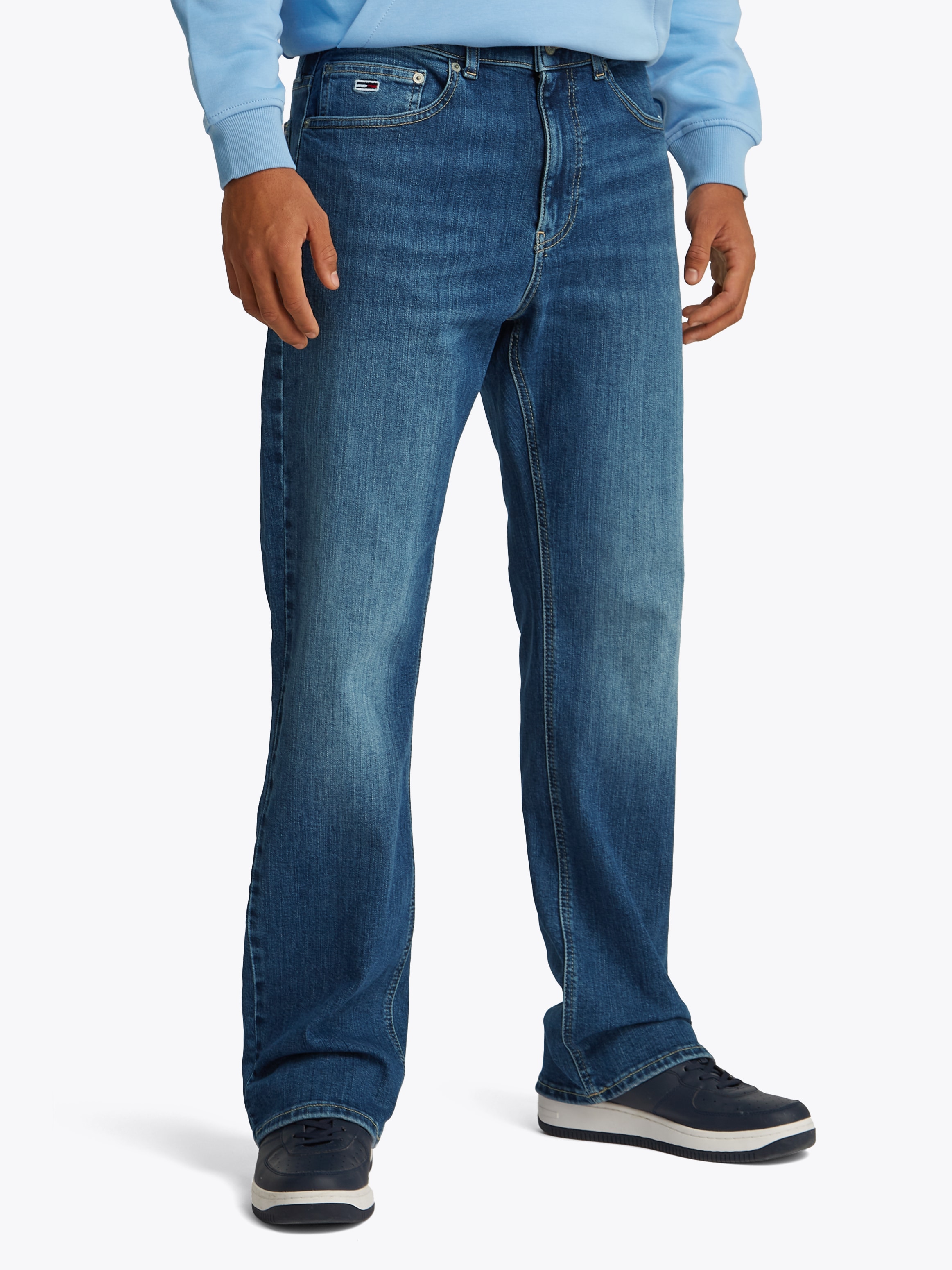 Tommy Jeans Bootcut-Jeans »Ryan Bootcut«, in blauer Waschung