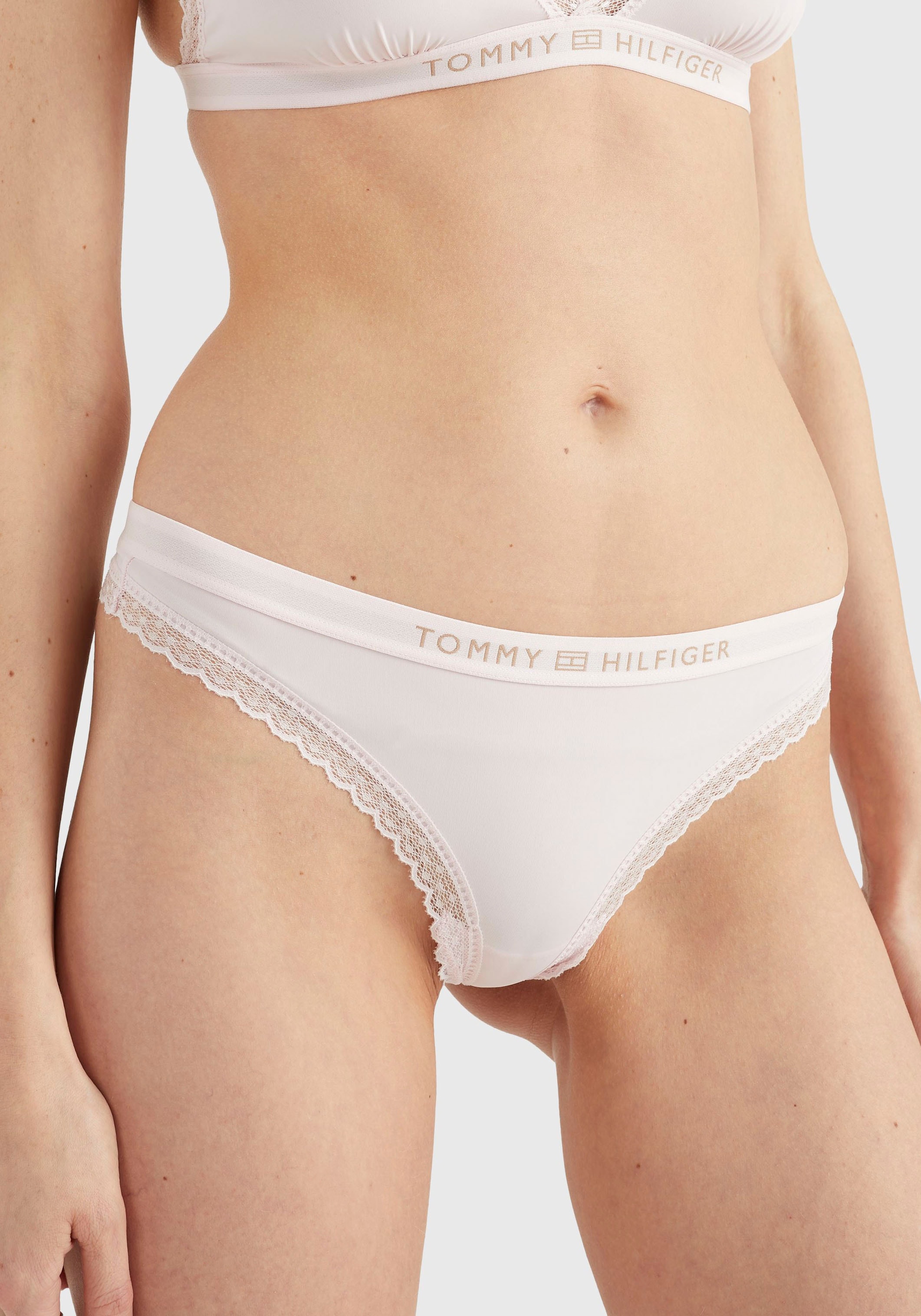Tommy Hilfiger Underwear String, mit Spitzenkante am Beinausschnitt online  shoppen bei Jelmoli-Versand Schweiz