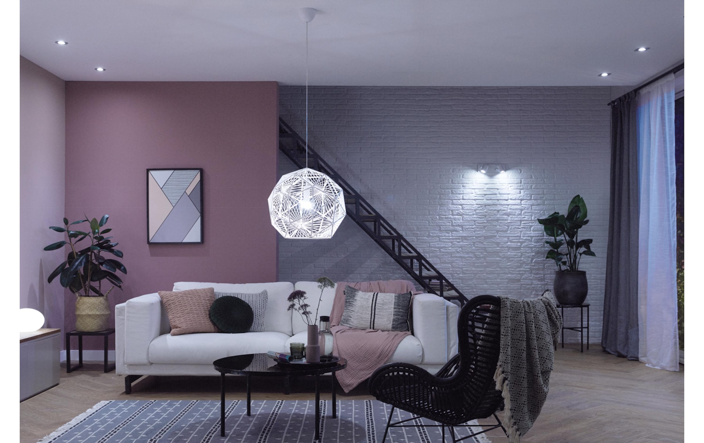 Philips Hue Spezialleuchtmittel »White Ambian«, E27, Neutralweiss-Tageslichtweiss-Kaltweiss-Warmweiss