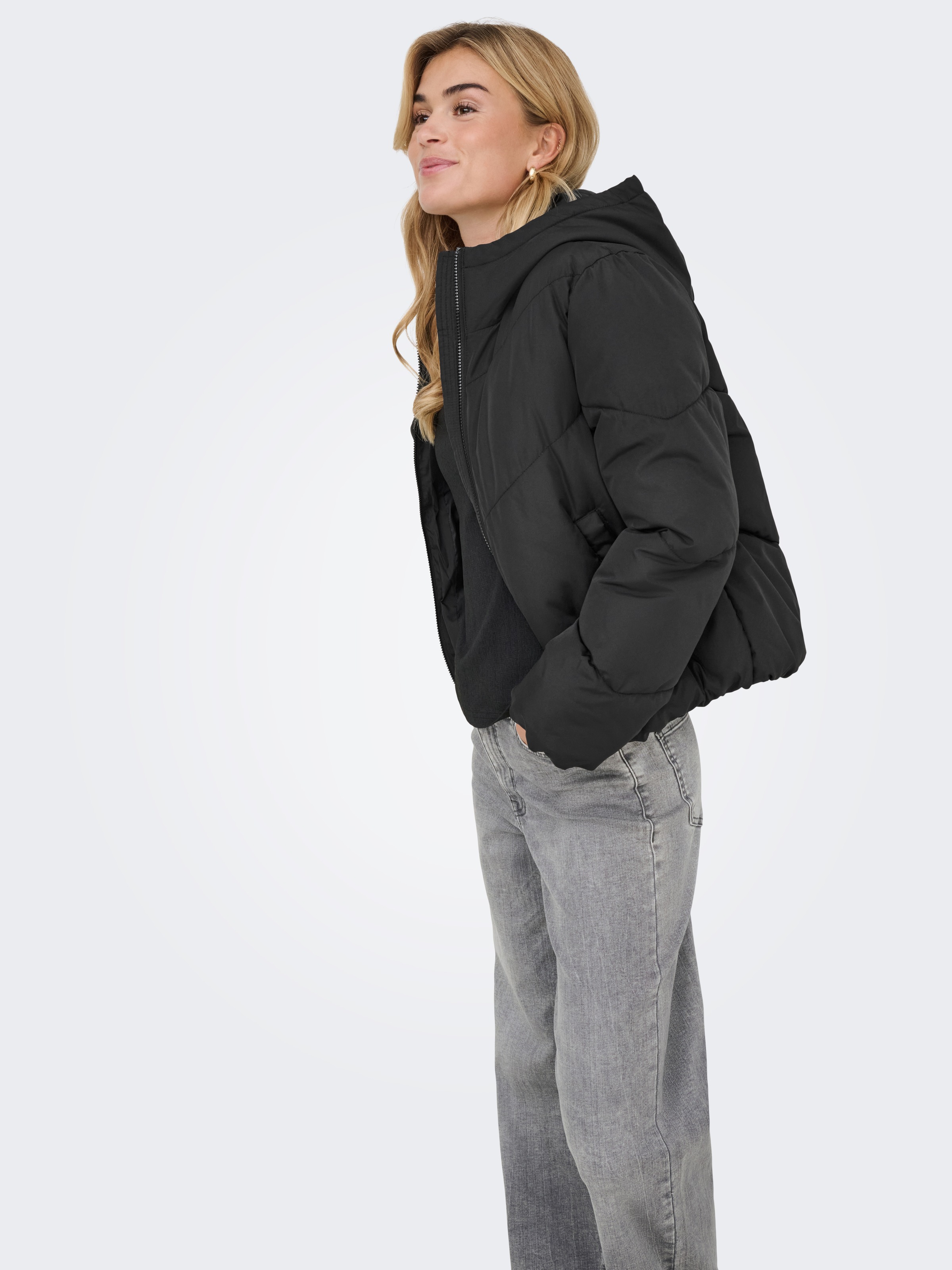 ONLY Steppjacke »ONAGNETE PUFFER HOOD JACKET OTW ZL«, mit Kapuze