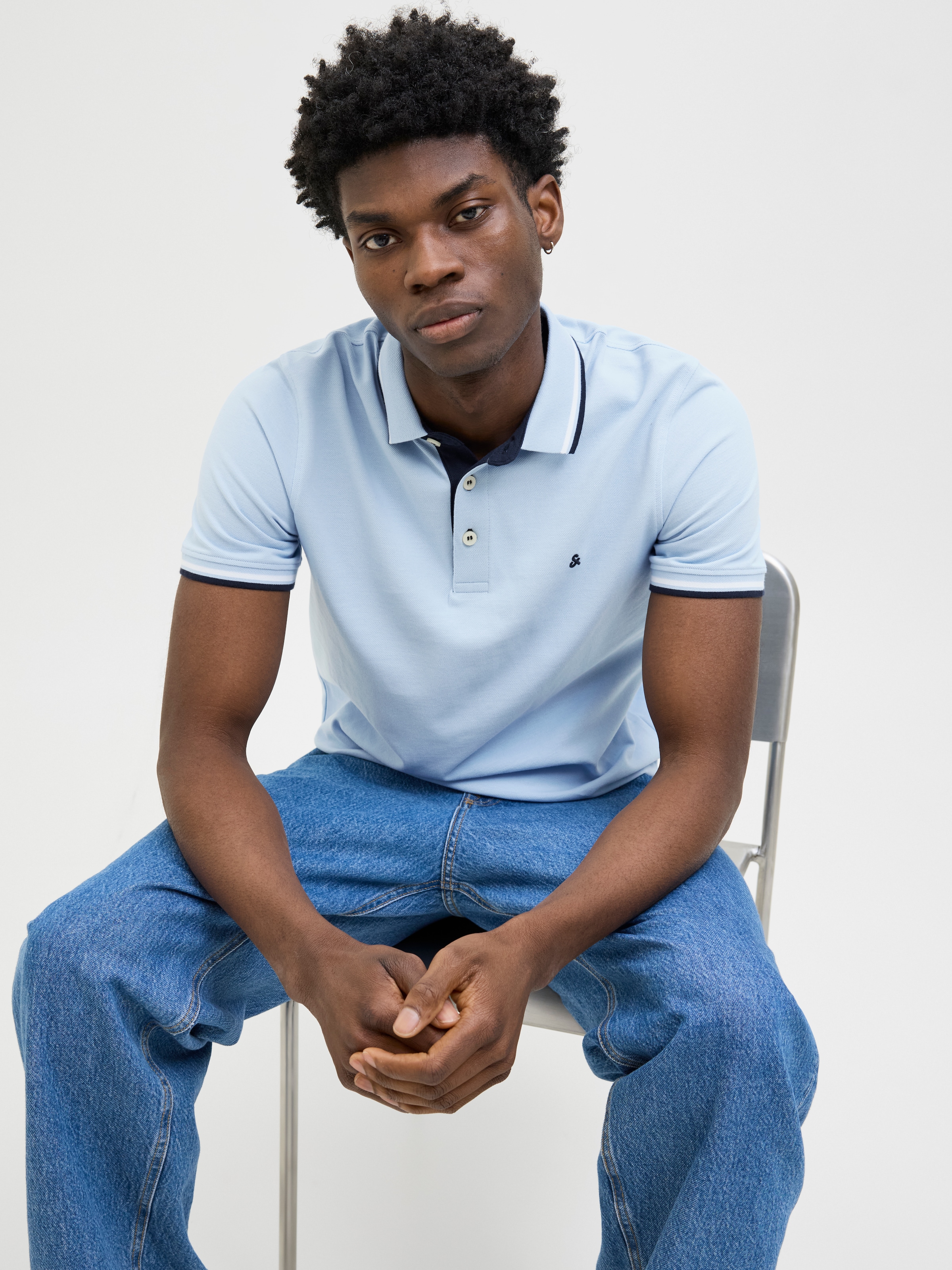 Jack & Jones Poloshirt »JJEPAULOS POLO SS NOOS«, mit Logo Stickerei