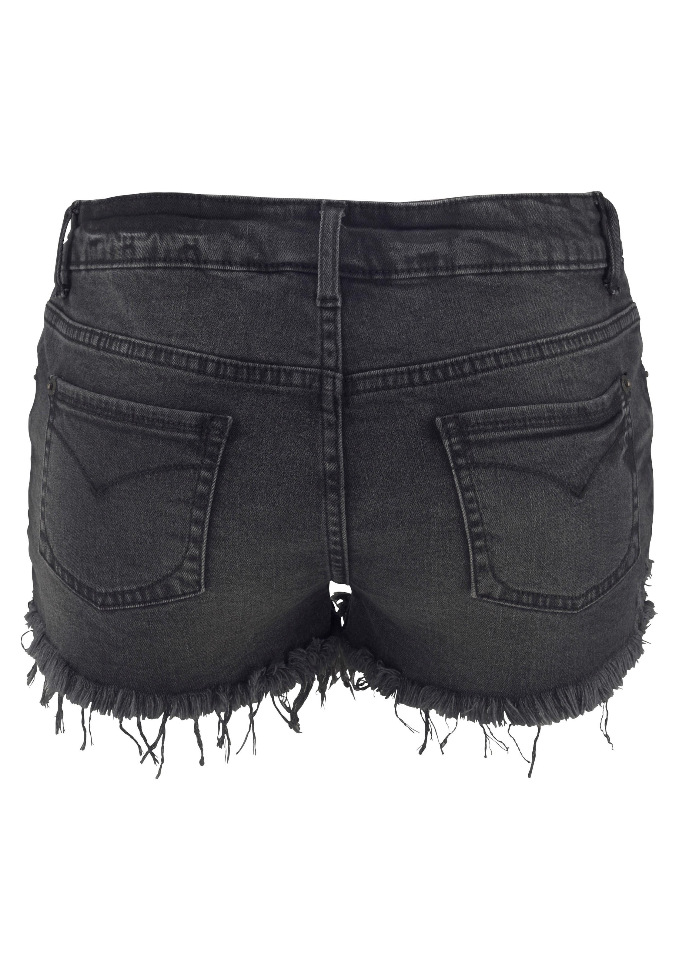 Buffalo Jeanshotpants, mit Fransen am Saum, Shorts aus elastischer Baumwolle
