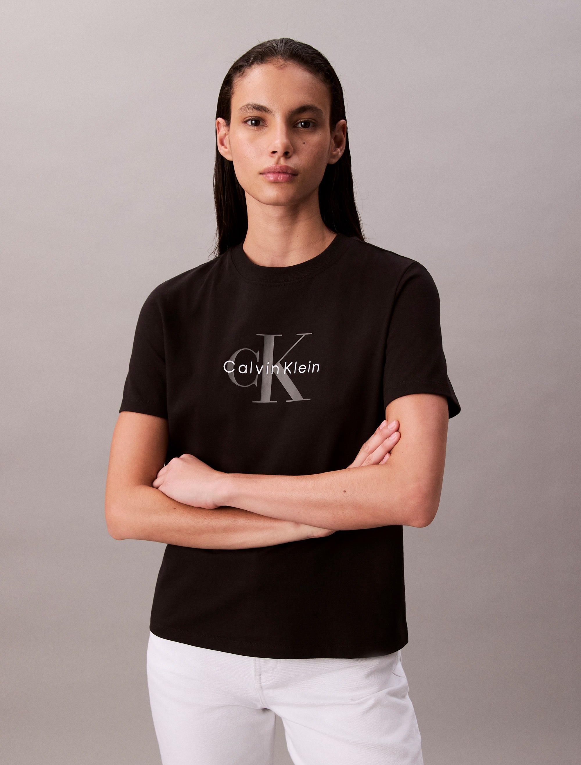Calvin Klein Jeans T-Shirt »HERO SS CLASSIC MONOLOGO CNECK T« Rundhalsausschnitt, Regular Fit, Logo-Druck
