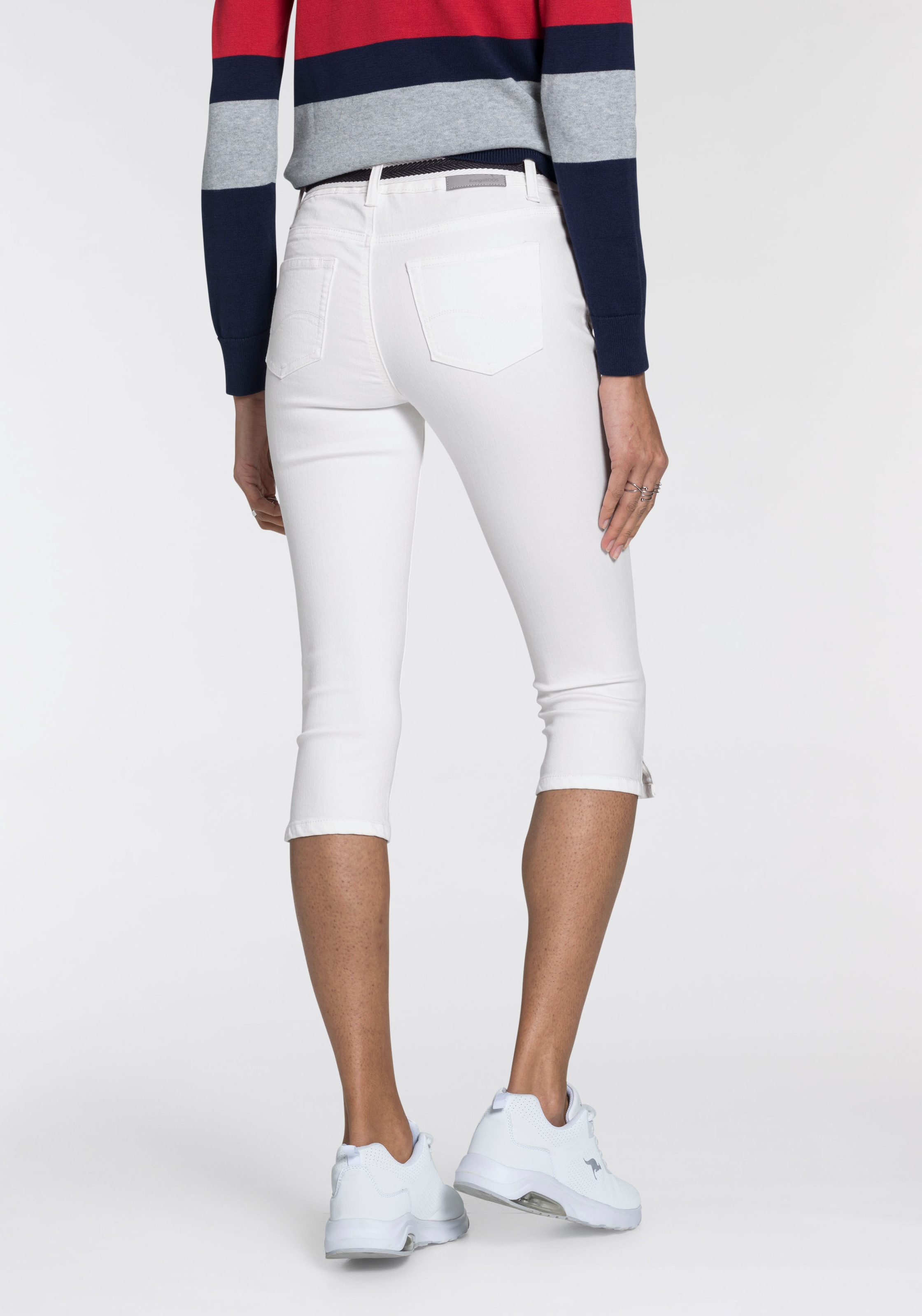 KangaROOS Caprijeans »CAPRI-JEANS mit Gürtel«, (Set, mit abnehmbarem Gürtel), mit passendem Gürtel