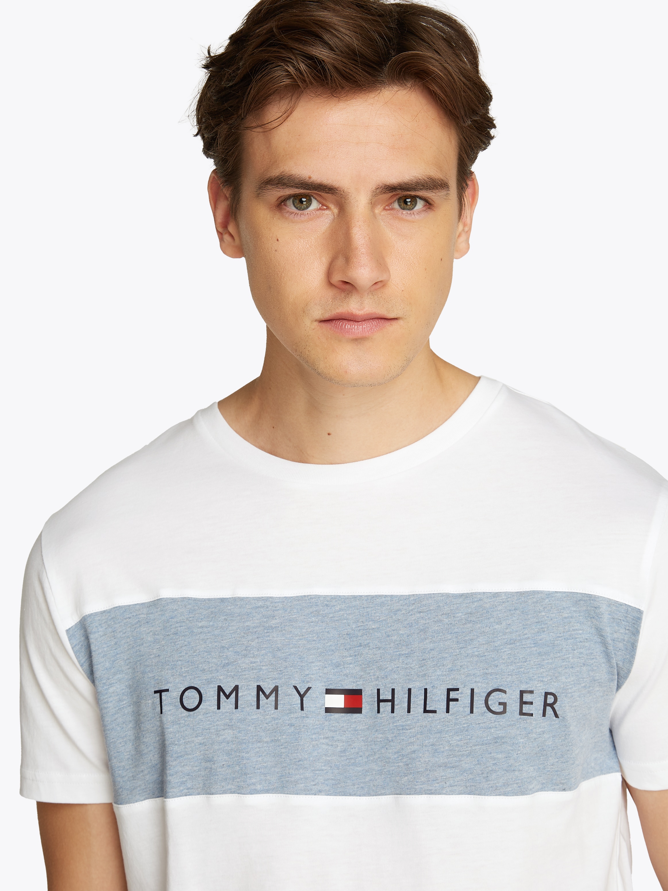 Tommy Hilfiger Underwear T-Shirt »SS T-SHIRT BLOCK LOGO«, mit Farbeinsatz, mit Logoschriftzug