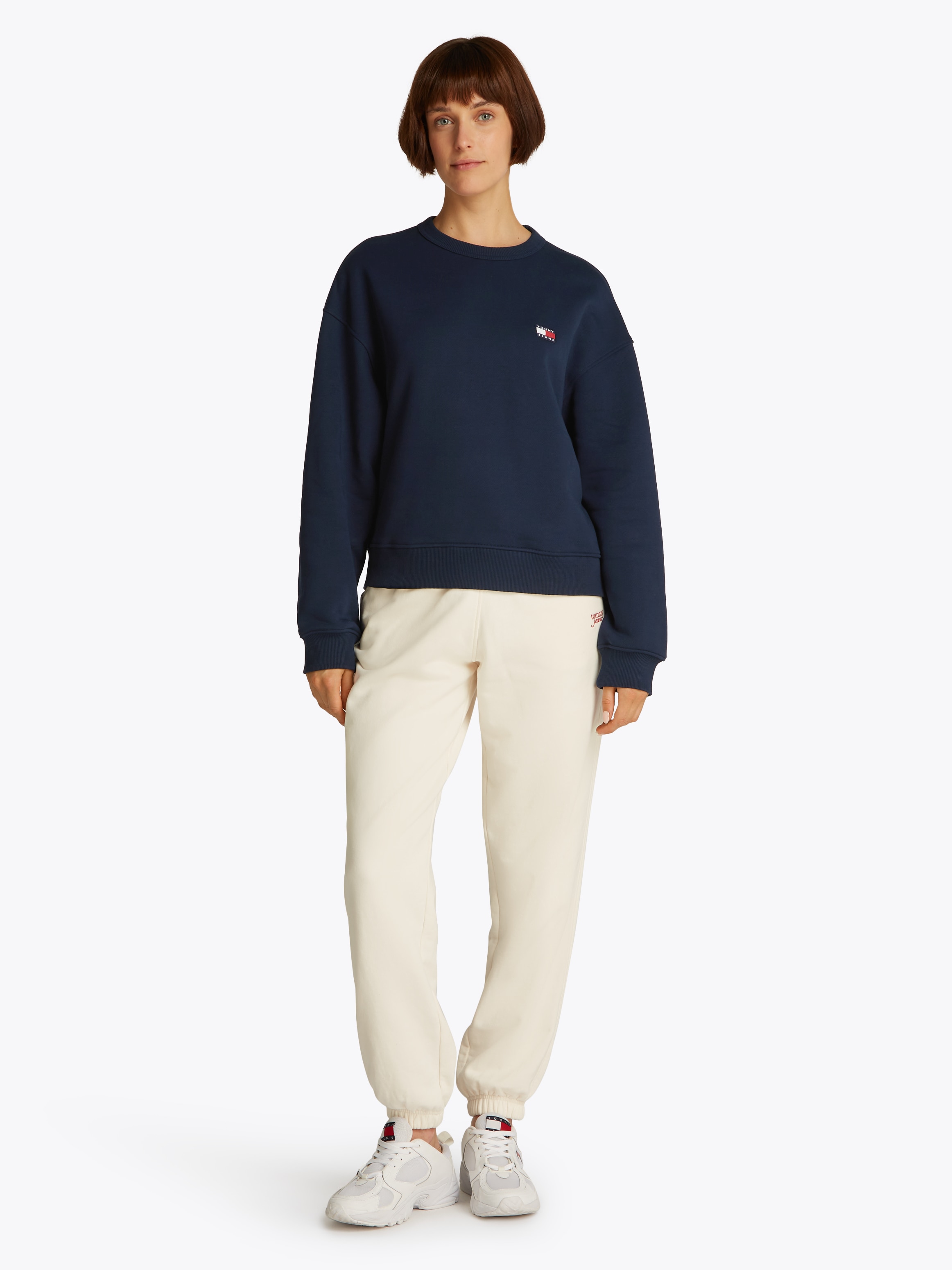Tommy Jeans Sweatshirt »TJW BXY BADGE CREW«, mit Logo-Badge