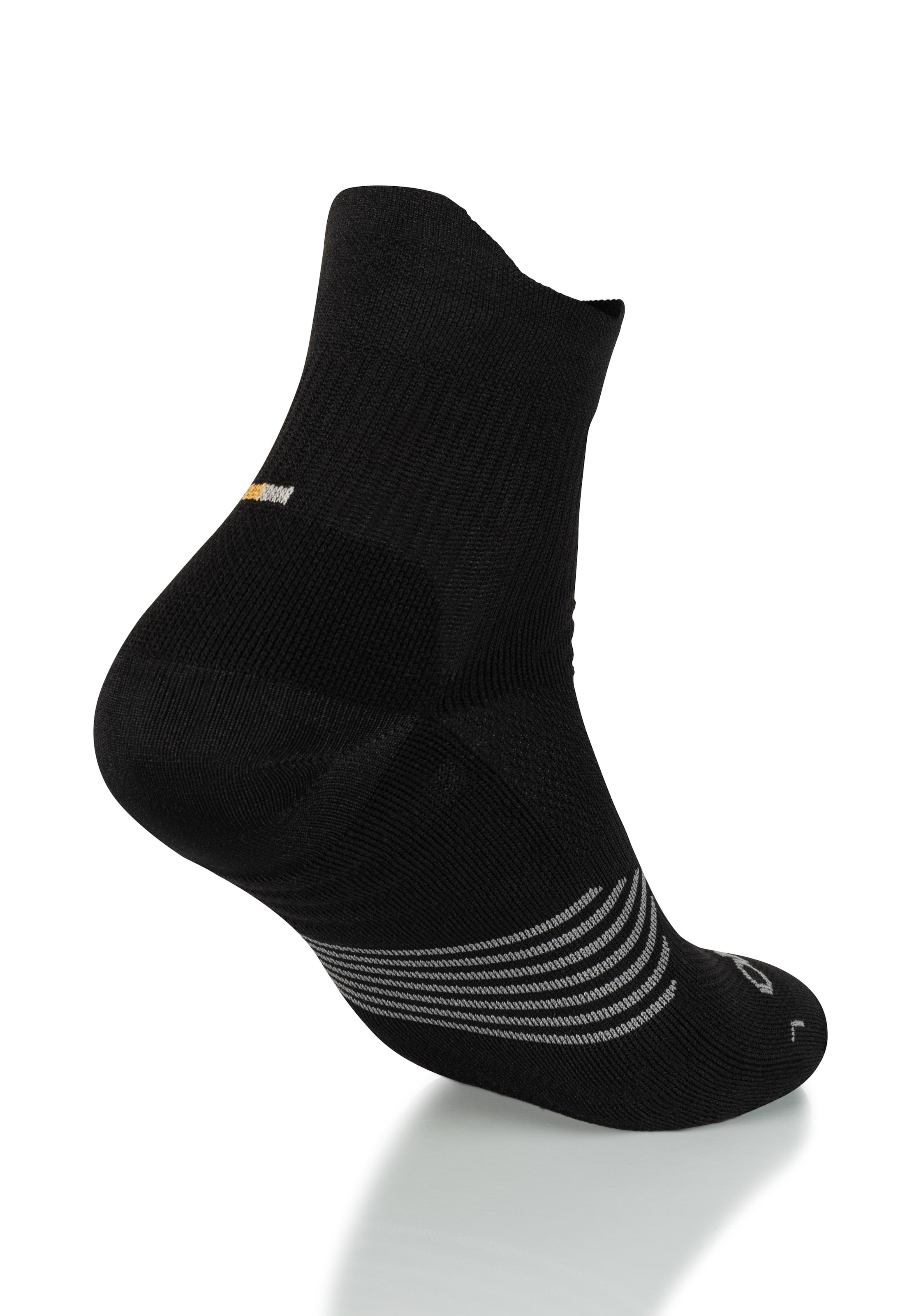 Camano Kurzsocken »function«, (4 Paar), Performance, Multi Sportsocken, Fussgewölbe-Stütze, gepolsterte Sohle