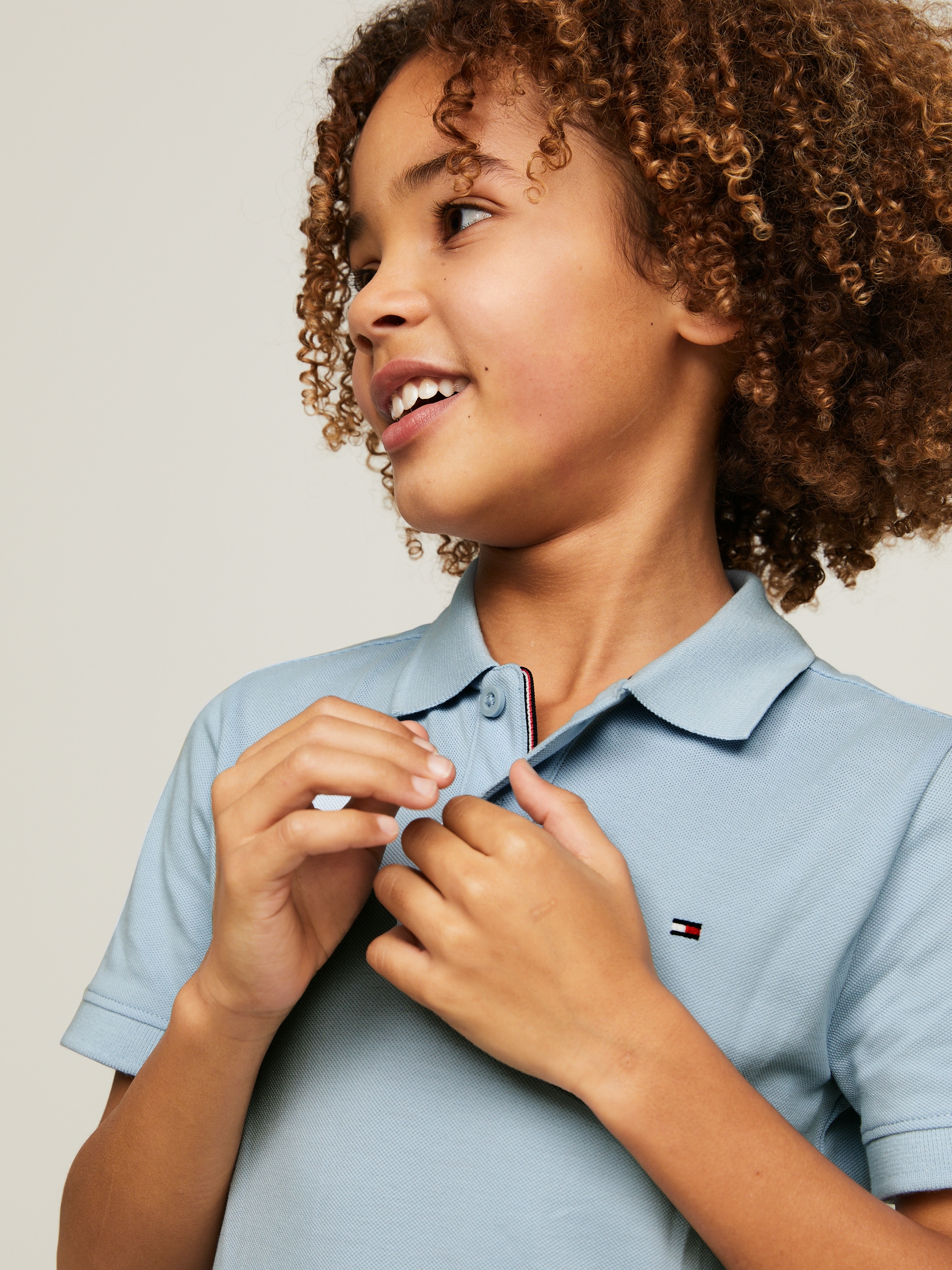 Tommy Hilfiger Poloshirt »FLAG POLO SS«, mit Logostickerei