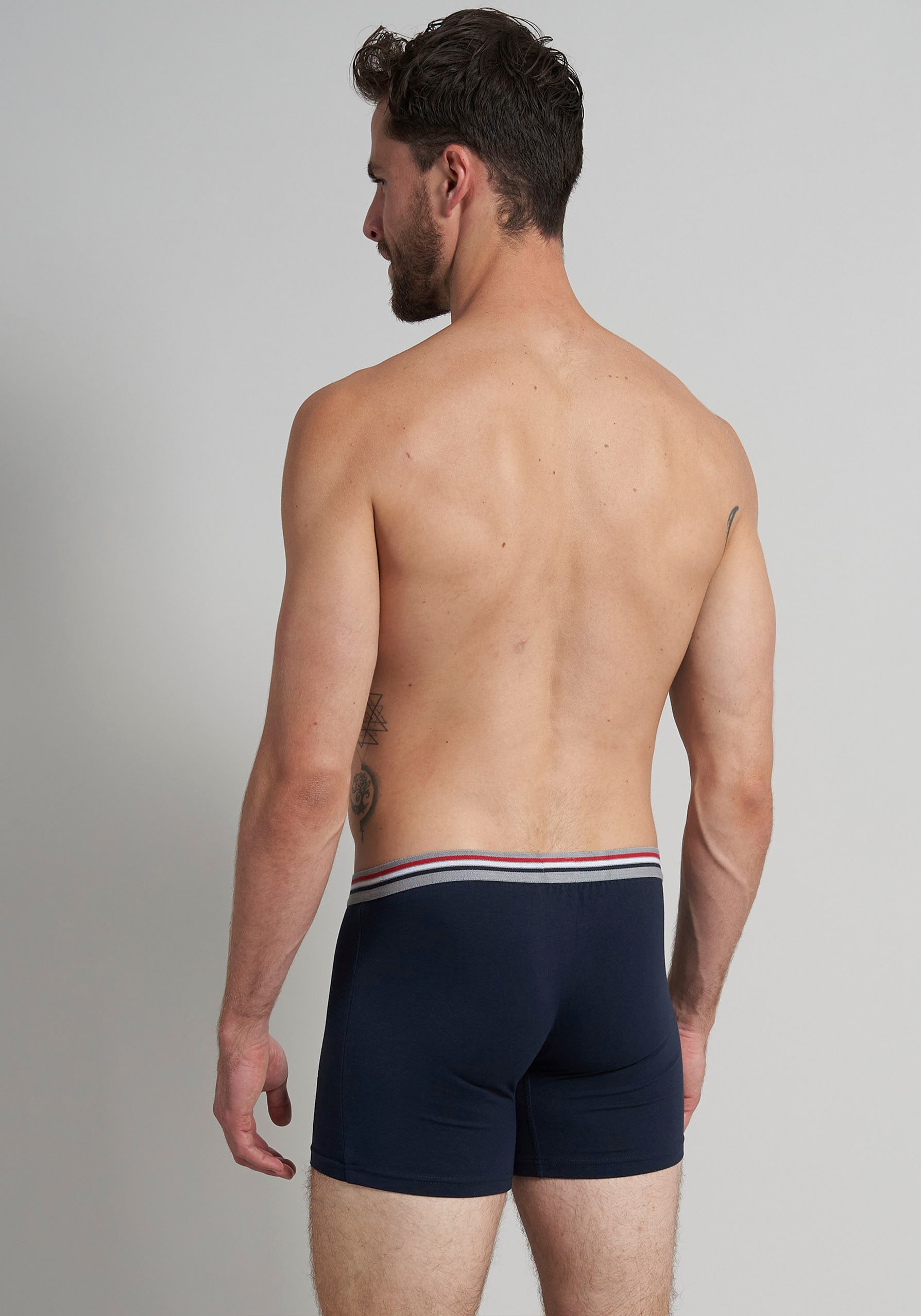 bugatti Boxershorts »Prag«, (3er Pack), bequem, atmungsaktiv, Baumwollmix, mit Logo, eng, lang