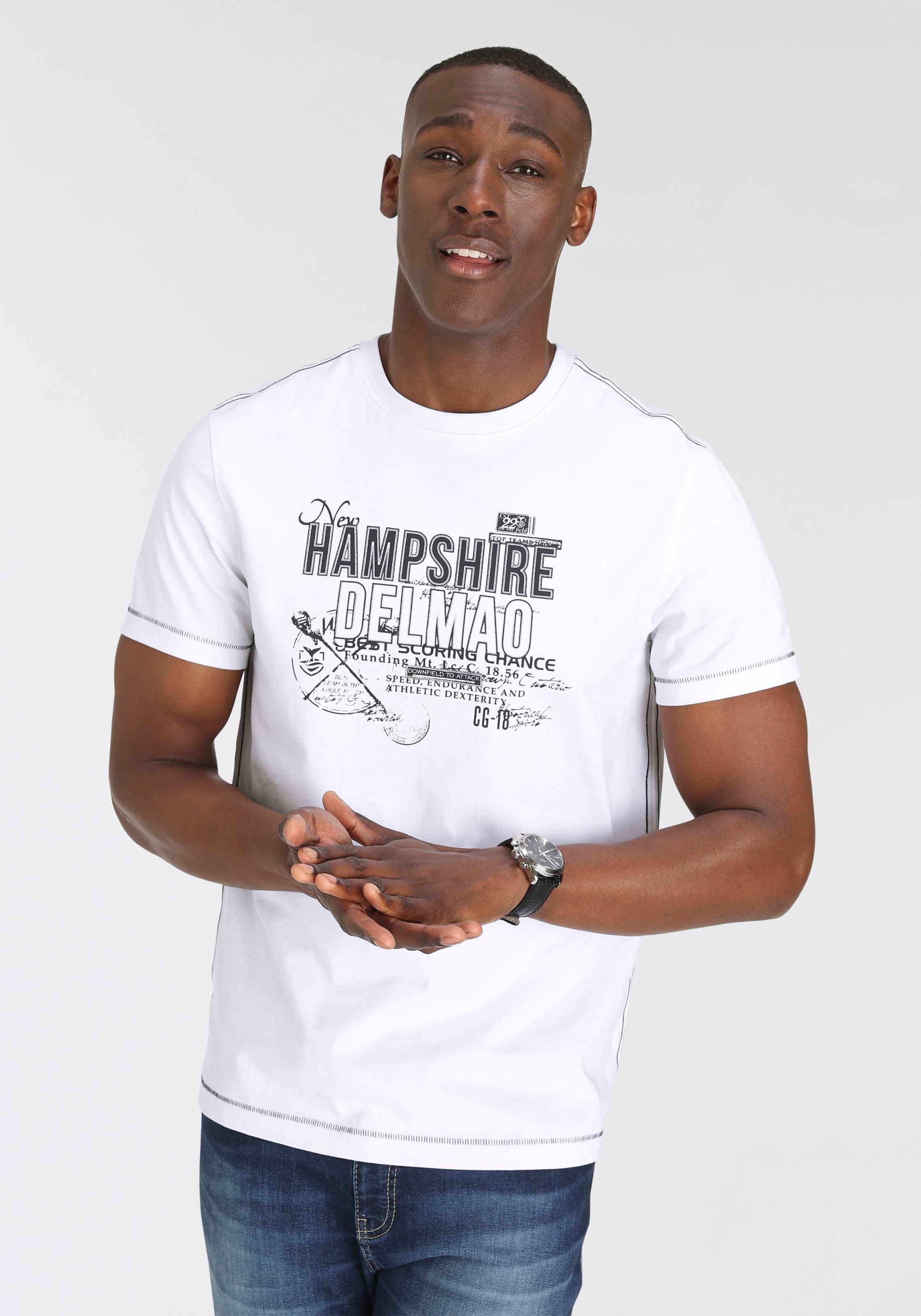 DELMAO T-Shirt, Kurzarm, lässige Passform, mit stylischem Print, Rundhals