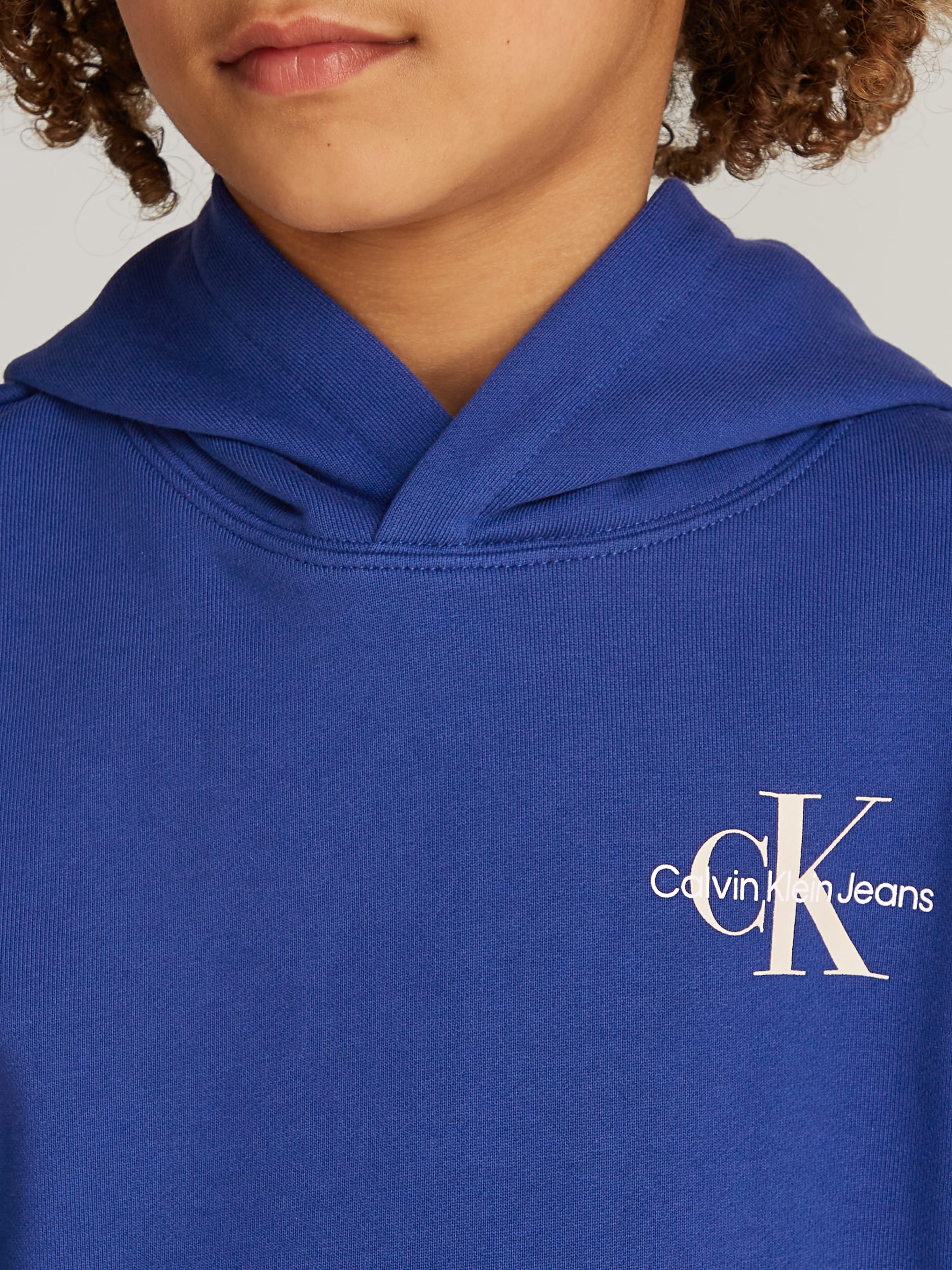 Kapuzensweatshirt »SMALL MONOGRAM HOODIE«, für Kinder bis 16 Jahre und mit Logoschriftzug