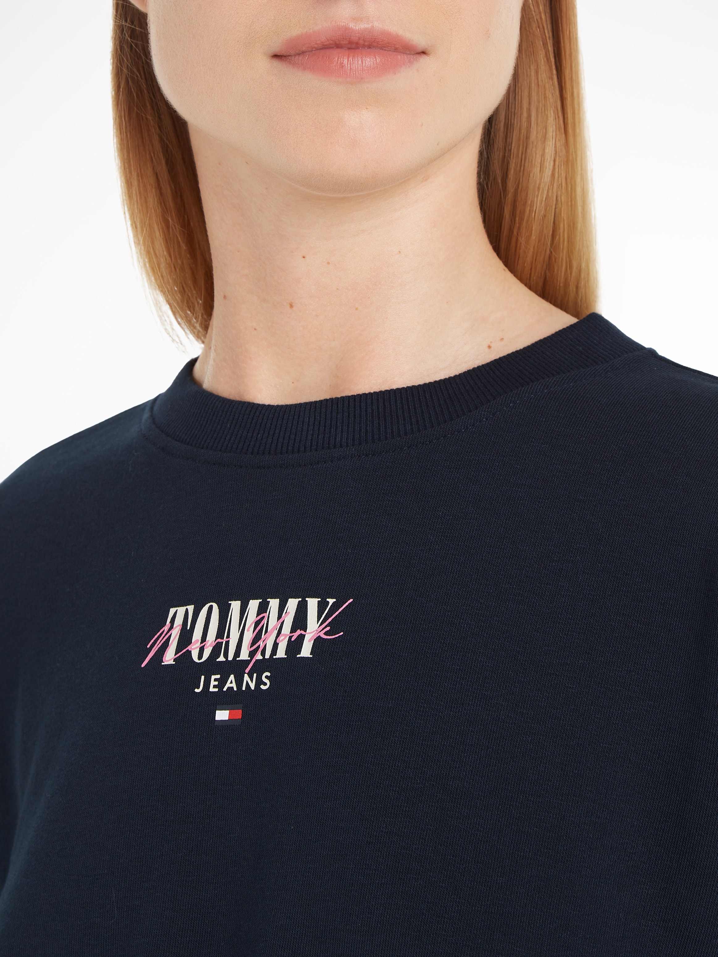 Tommy Jeans Curve Sweatshirt »TJW RLX ESSENTIAL LOGO CREW EXT«, Grosse Grössen