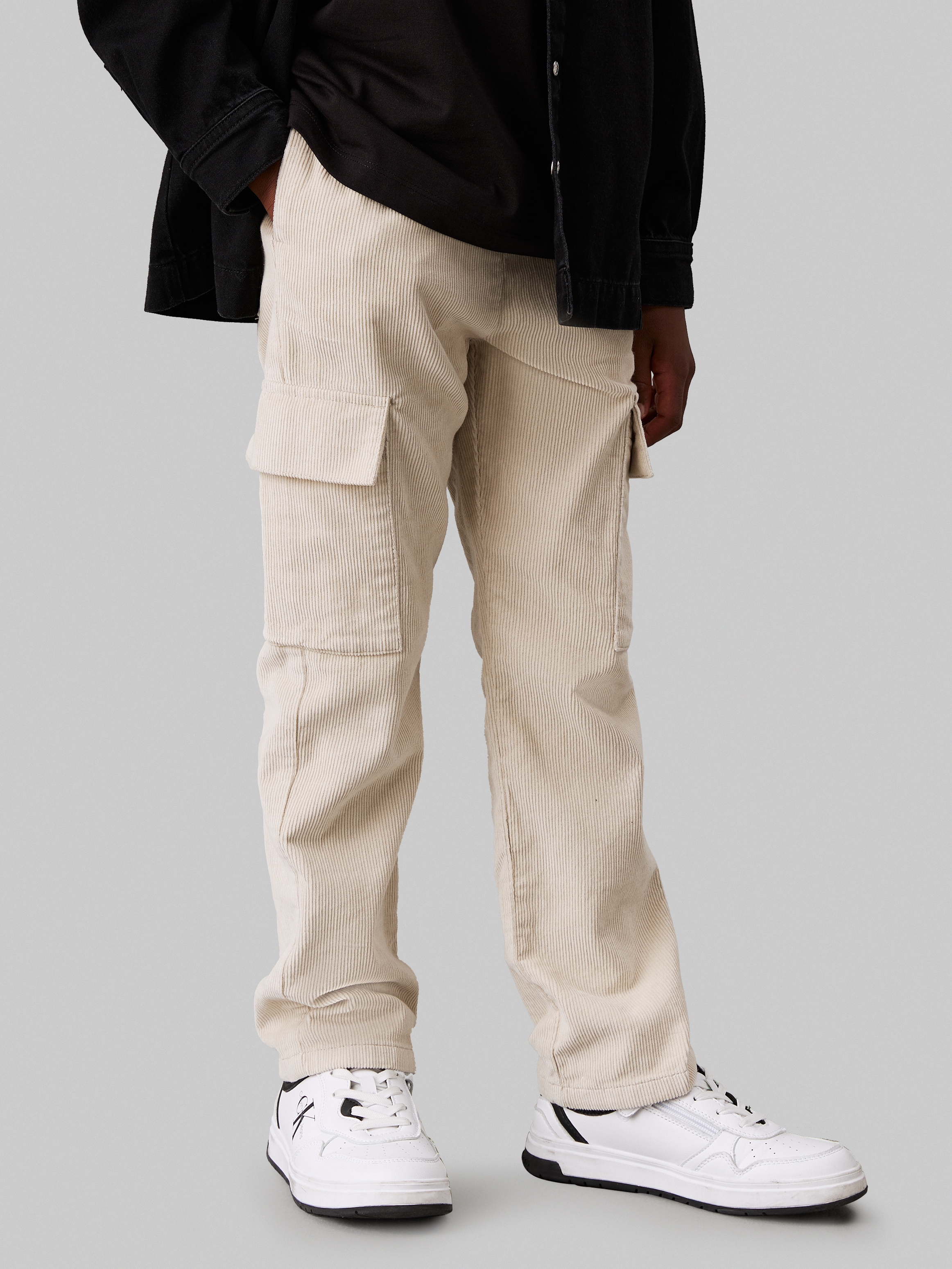 Cargohose »Corduroy Straight Cargo Pants«, für Kinder bis 16 Jahre und mit Logoprägung