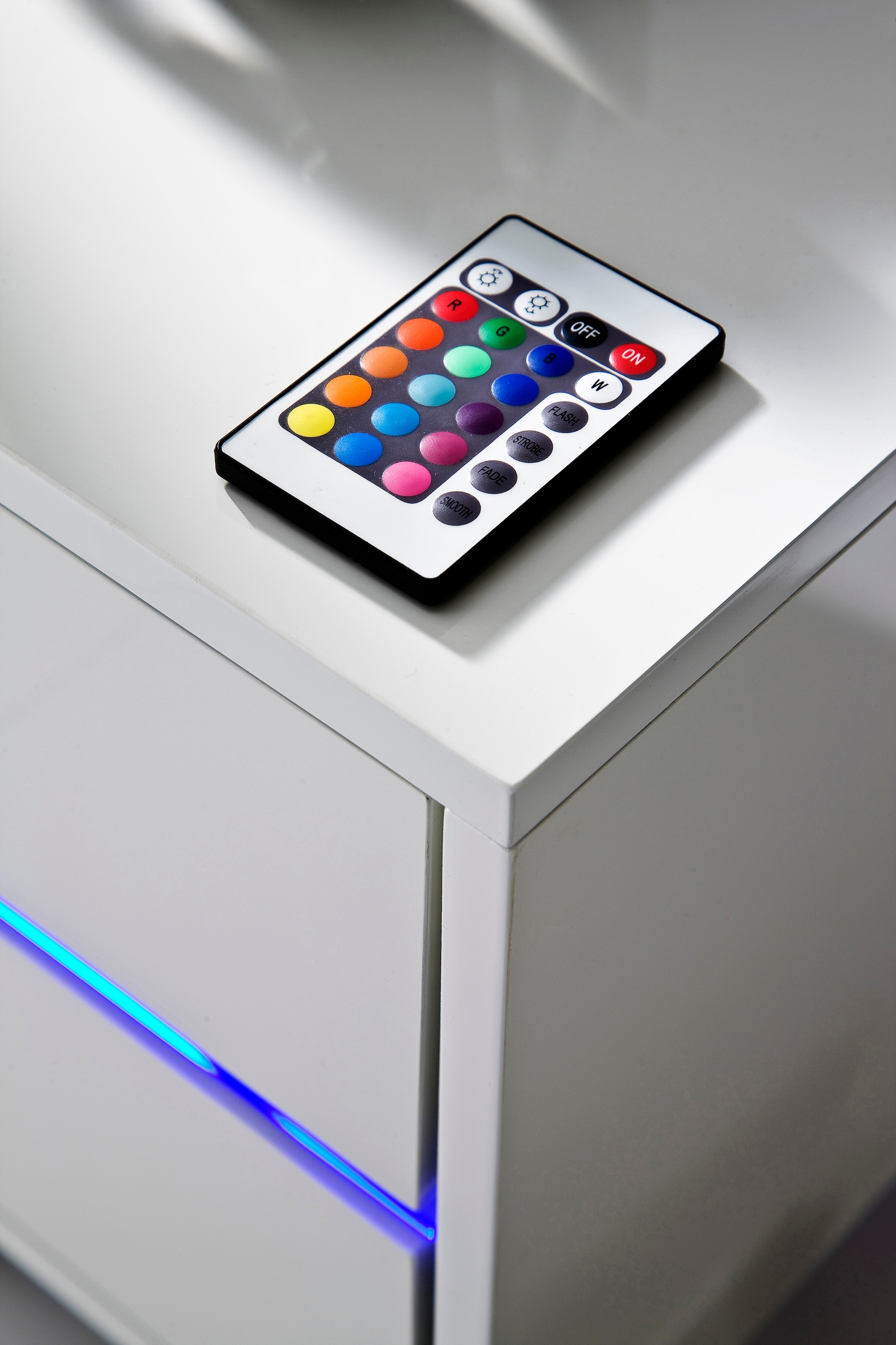 MCA furniture Lowboard »Blues«, mit LED Beleuchtung weiss hochglanz