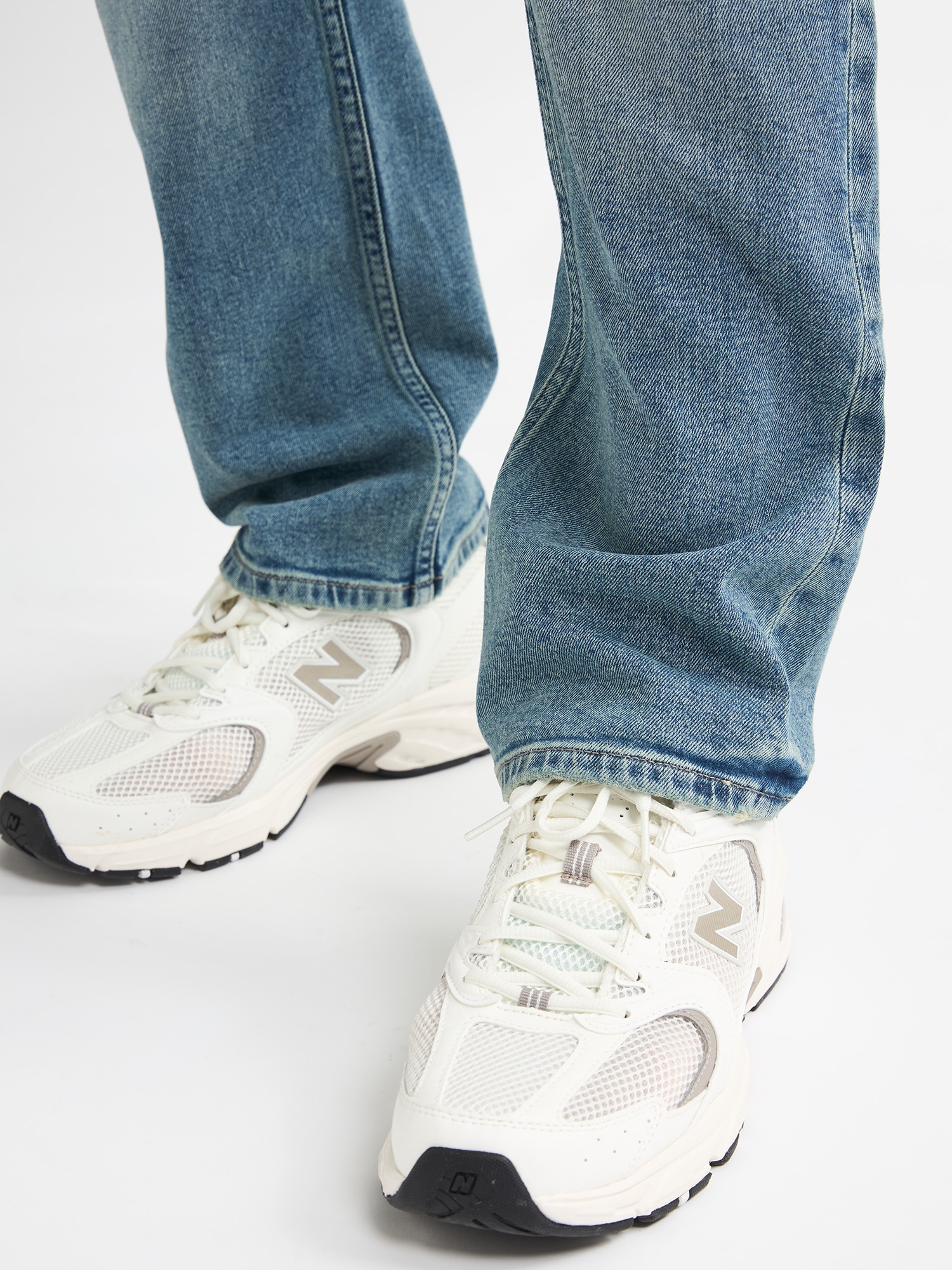Petrol Industries Straight-Jeans, mit optisch 2teiliger Gesässtasche