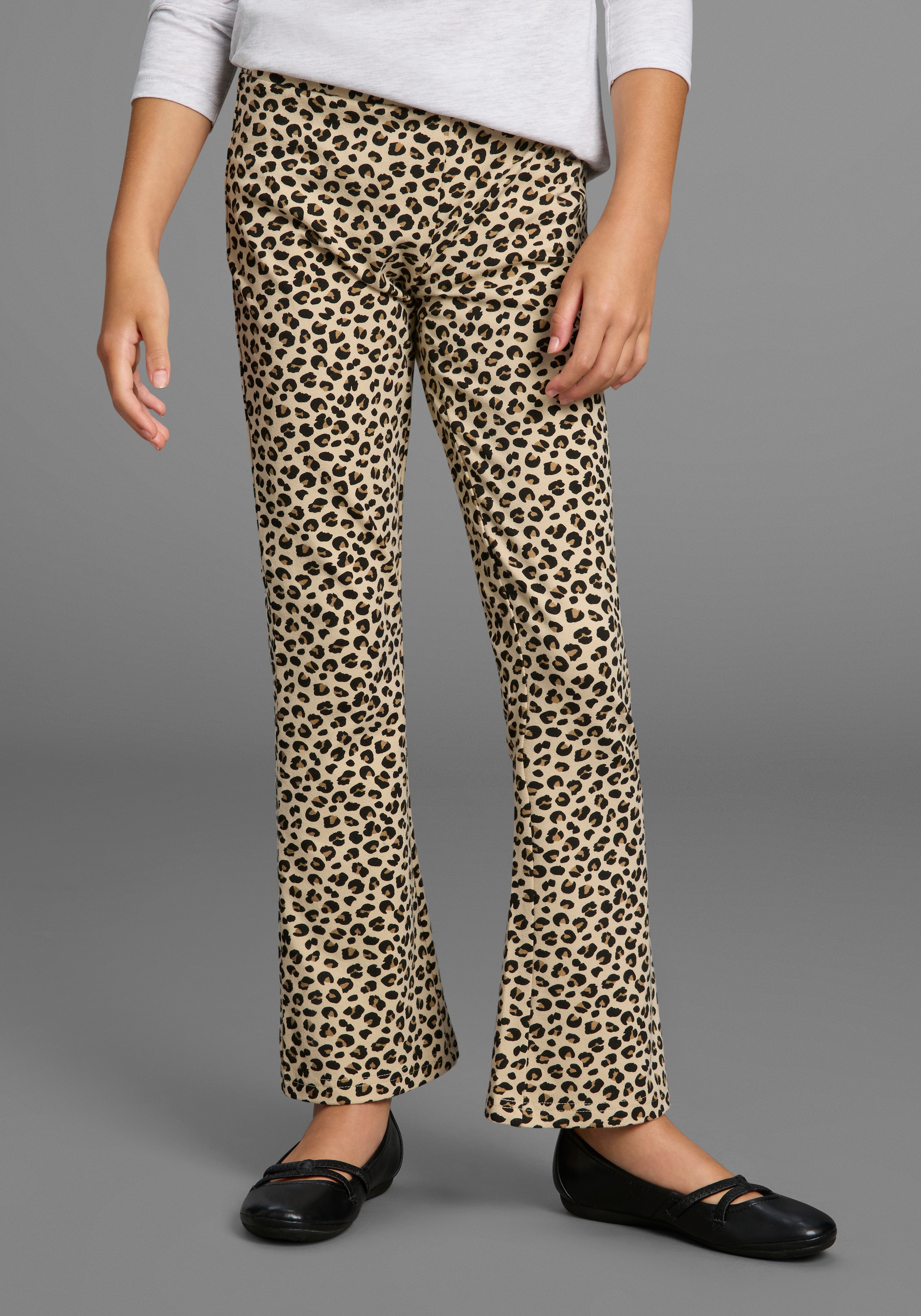 KIDSWORLD Leggings »Leggings mit Schlag« Jazzpants Bootcut, Leoprint