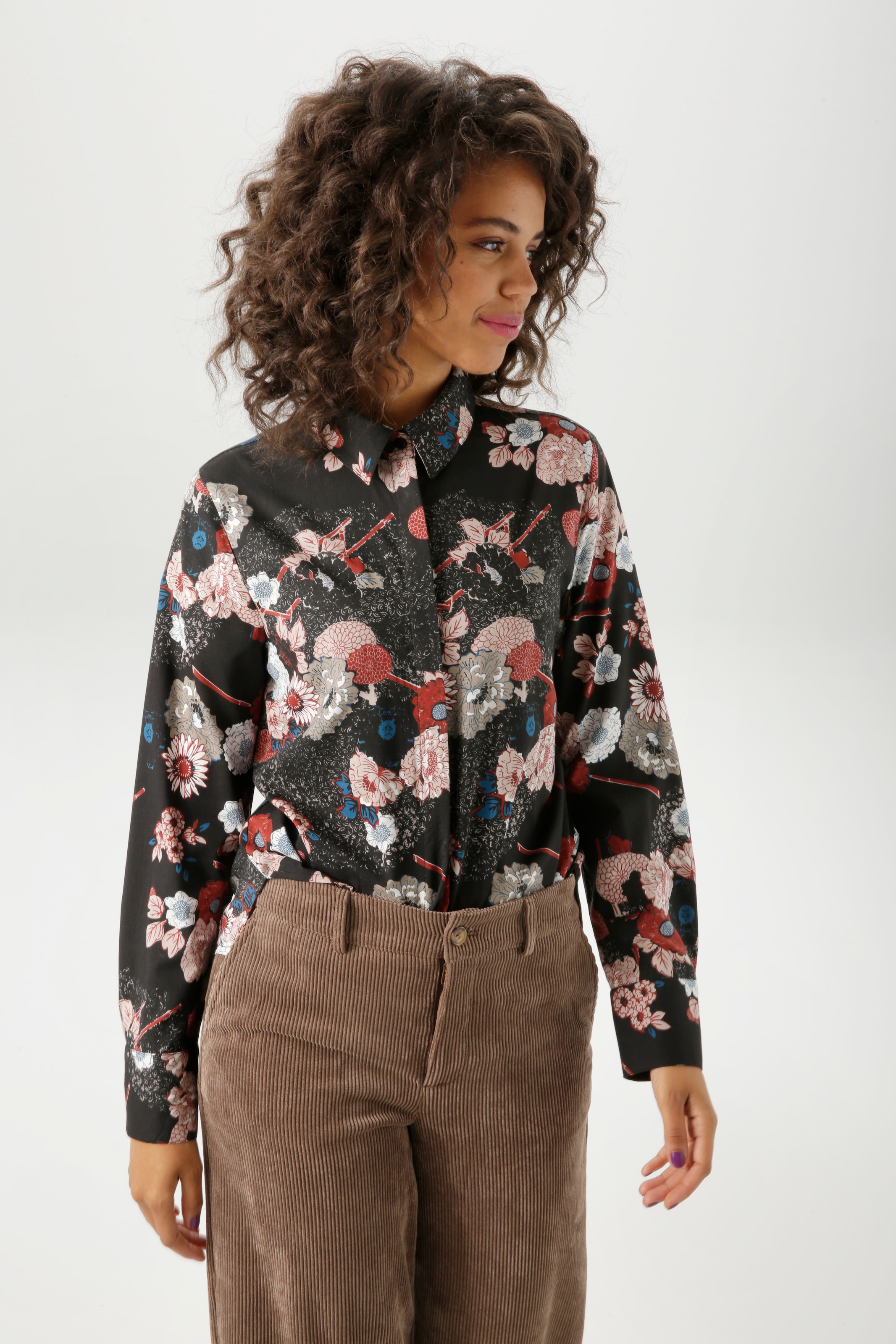 Aniston CASUAL Hemdbluse, mit extravagantem, grafischen Blumendruck - NEUE KOLLEKTION