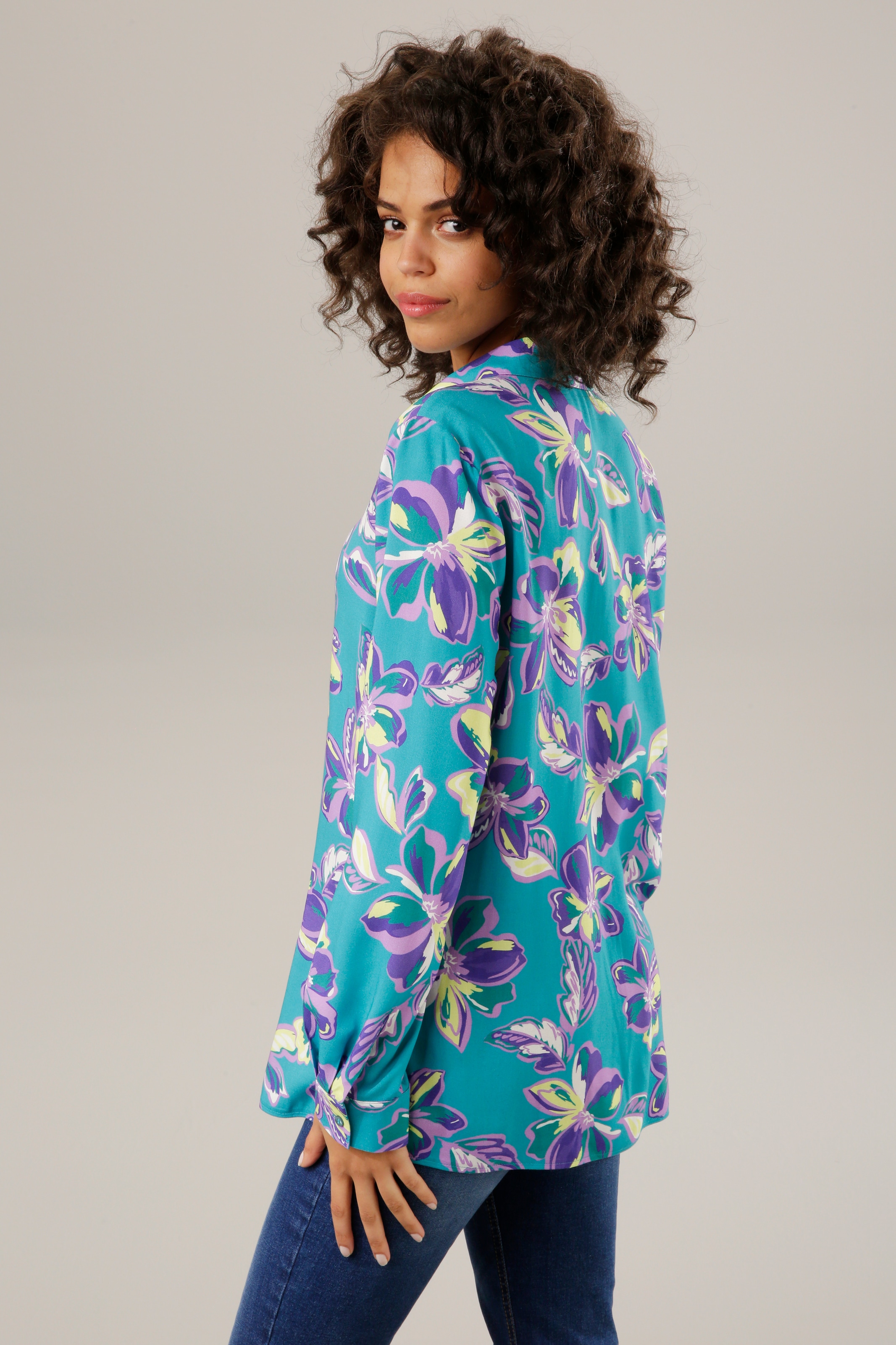 Aniston CASUAL Hemdbluse, mit farbharmonischen Blüten und Blättern bedruckt  online kaufen | Jelmoli-Versand