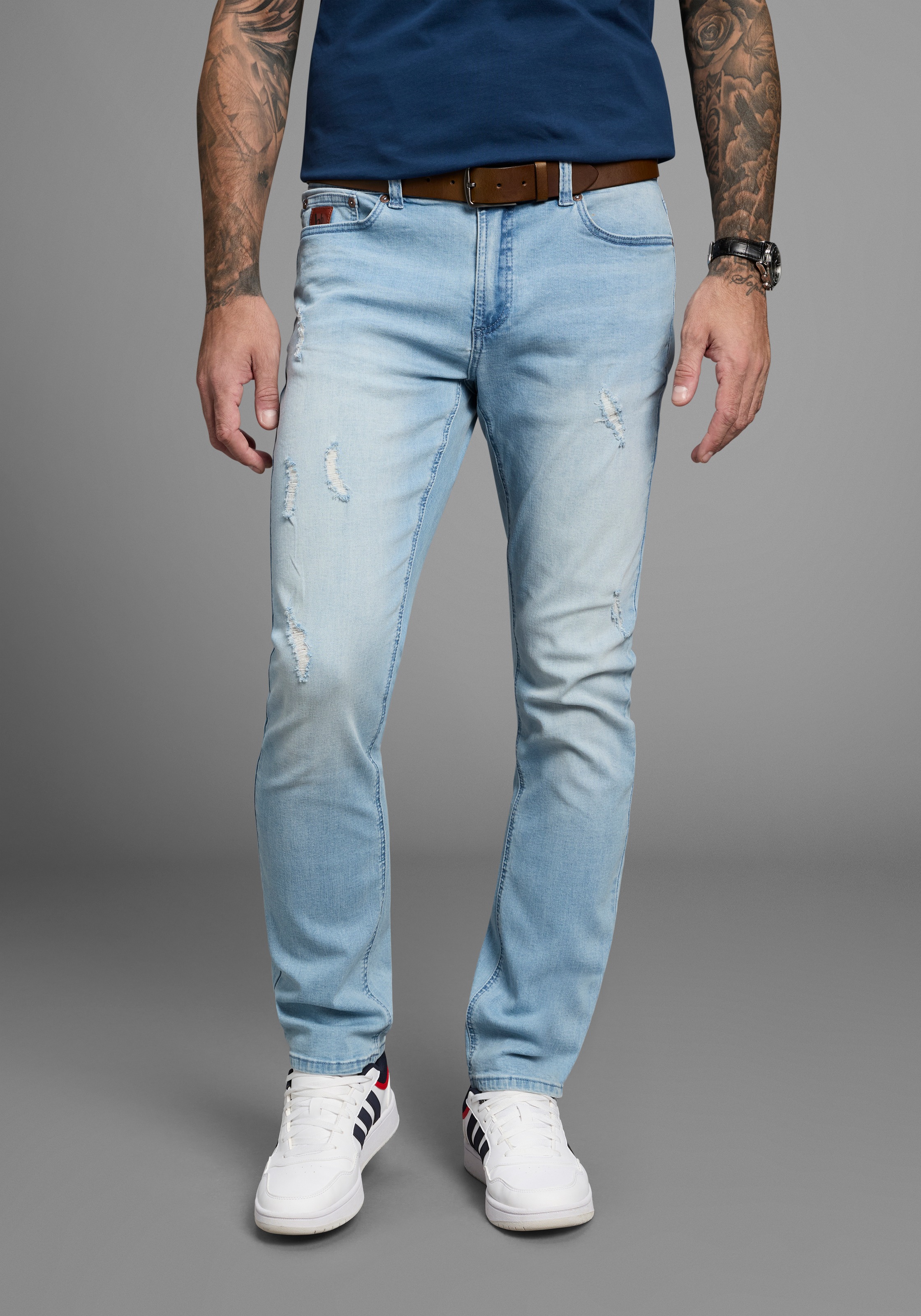Bruno Banani Straight-Jeans »Hutch« gerade geschnittenes Bein, niedrige Leibhöhe, reguläre Passform