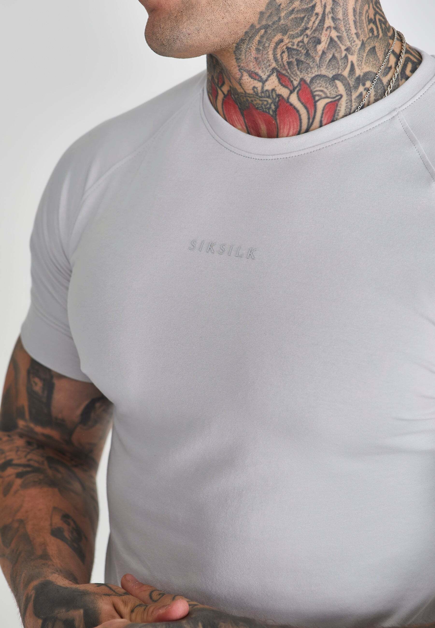 Siksilk T-Shirt »Siksilk T-Shirt Smart T-Shirt in Light Grey«