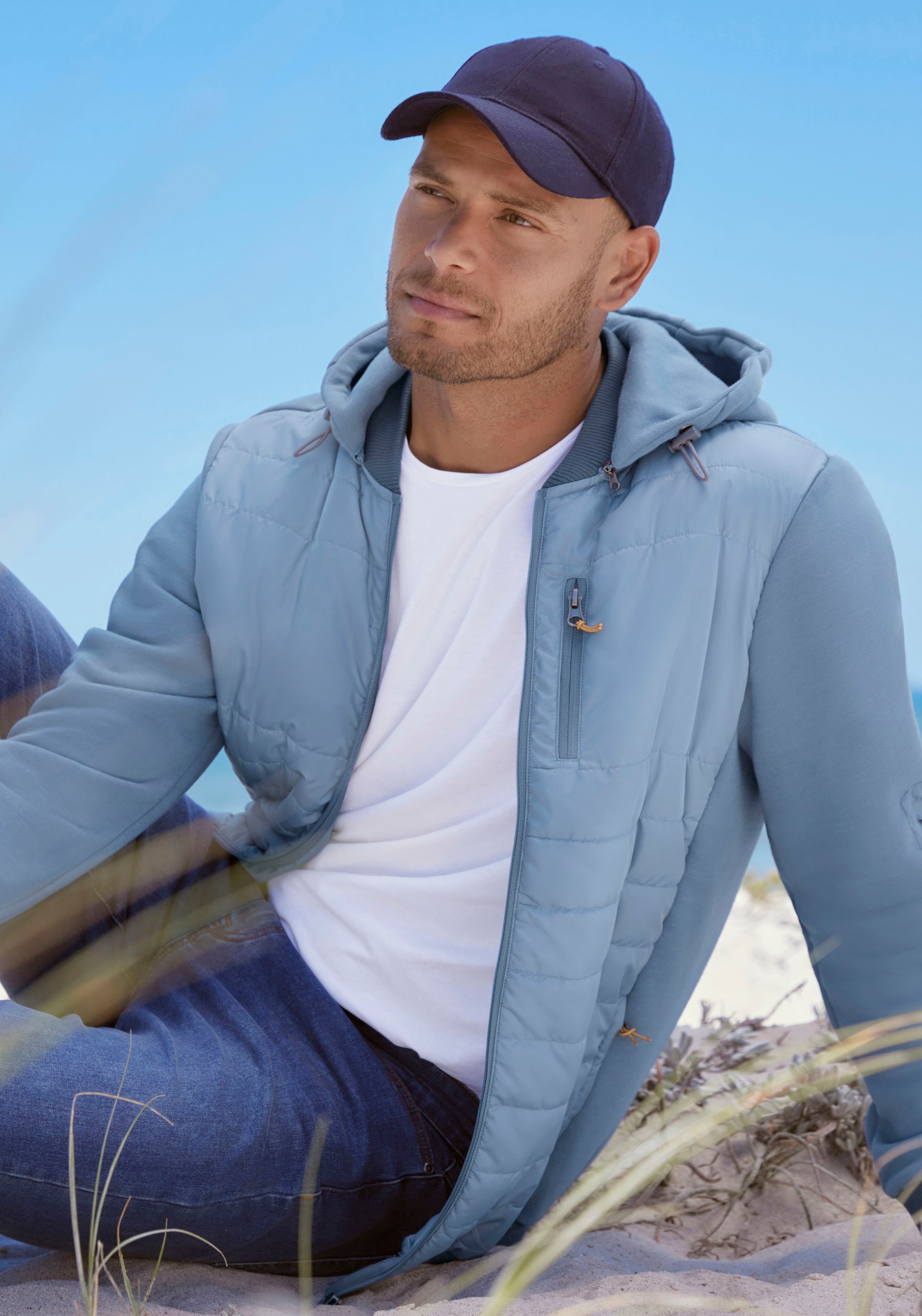 H.I.S Kapuzensweatjacke im vorderen Bereich gesteppt, mit abnehmbarer Kapuze