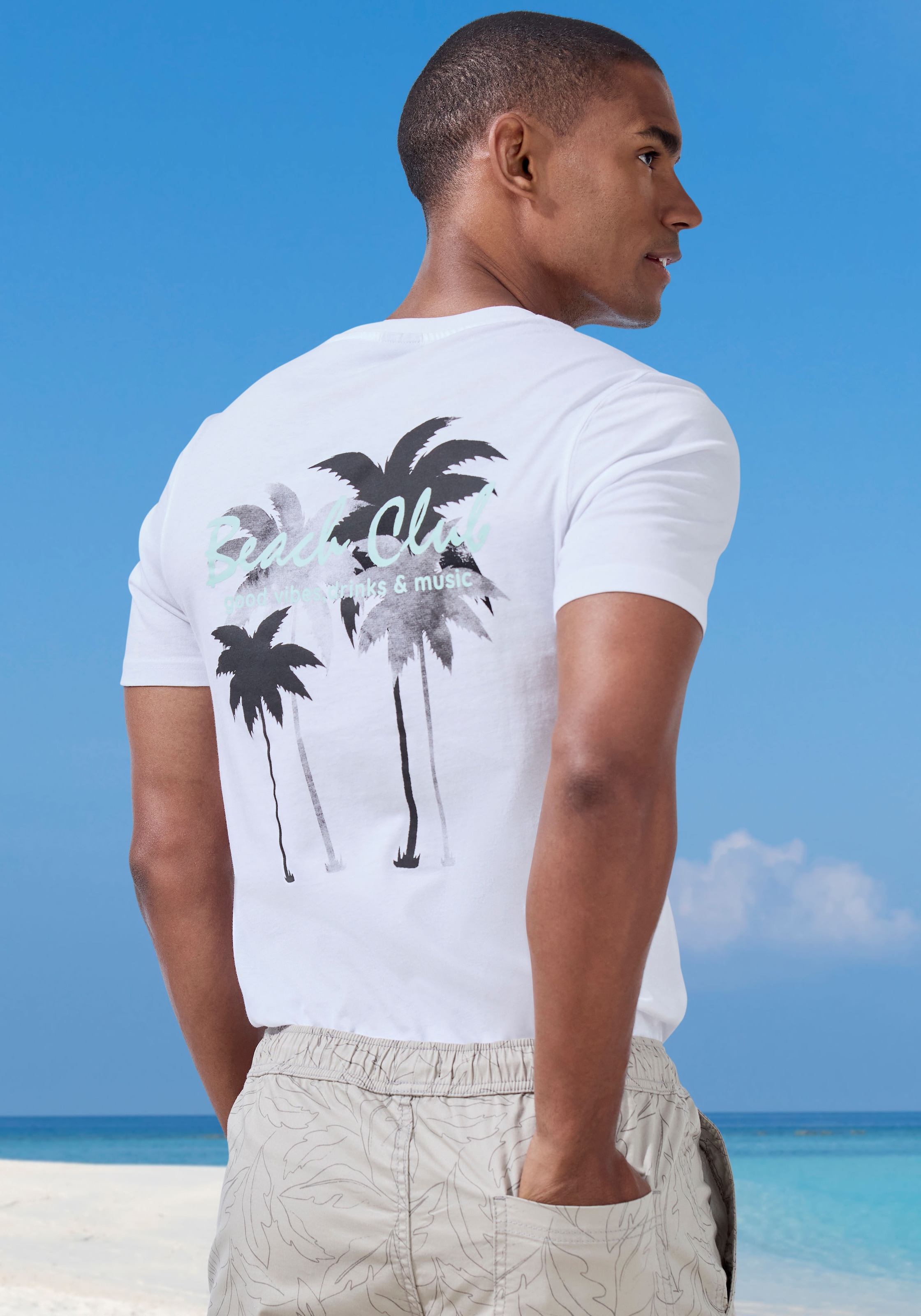 Beachtime T-Shirt »mit grossem Rückenprint«, Regular-Fit, mit Print vorn und hinten