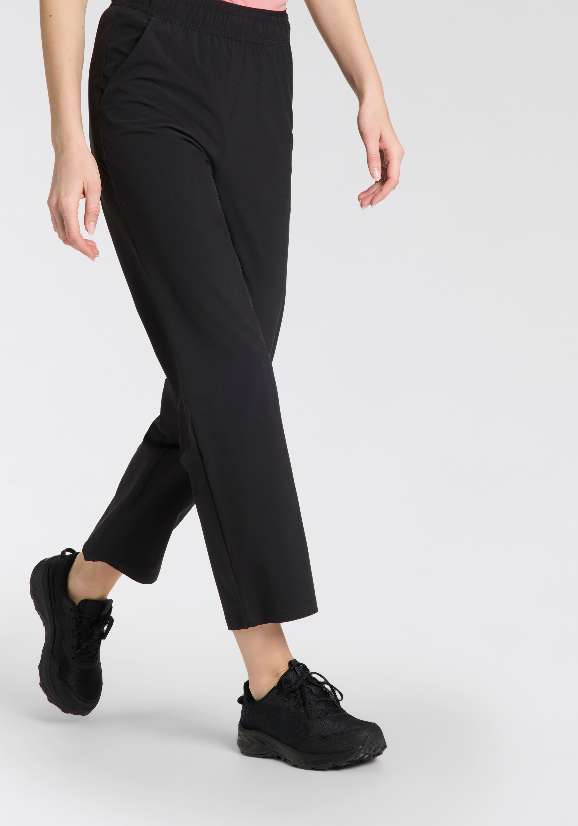 PUMA Trainingshose »MOVE FASHION PANT« mit atmungsaktivem Material, mit DryCELL Technologie, regular fit