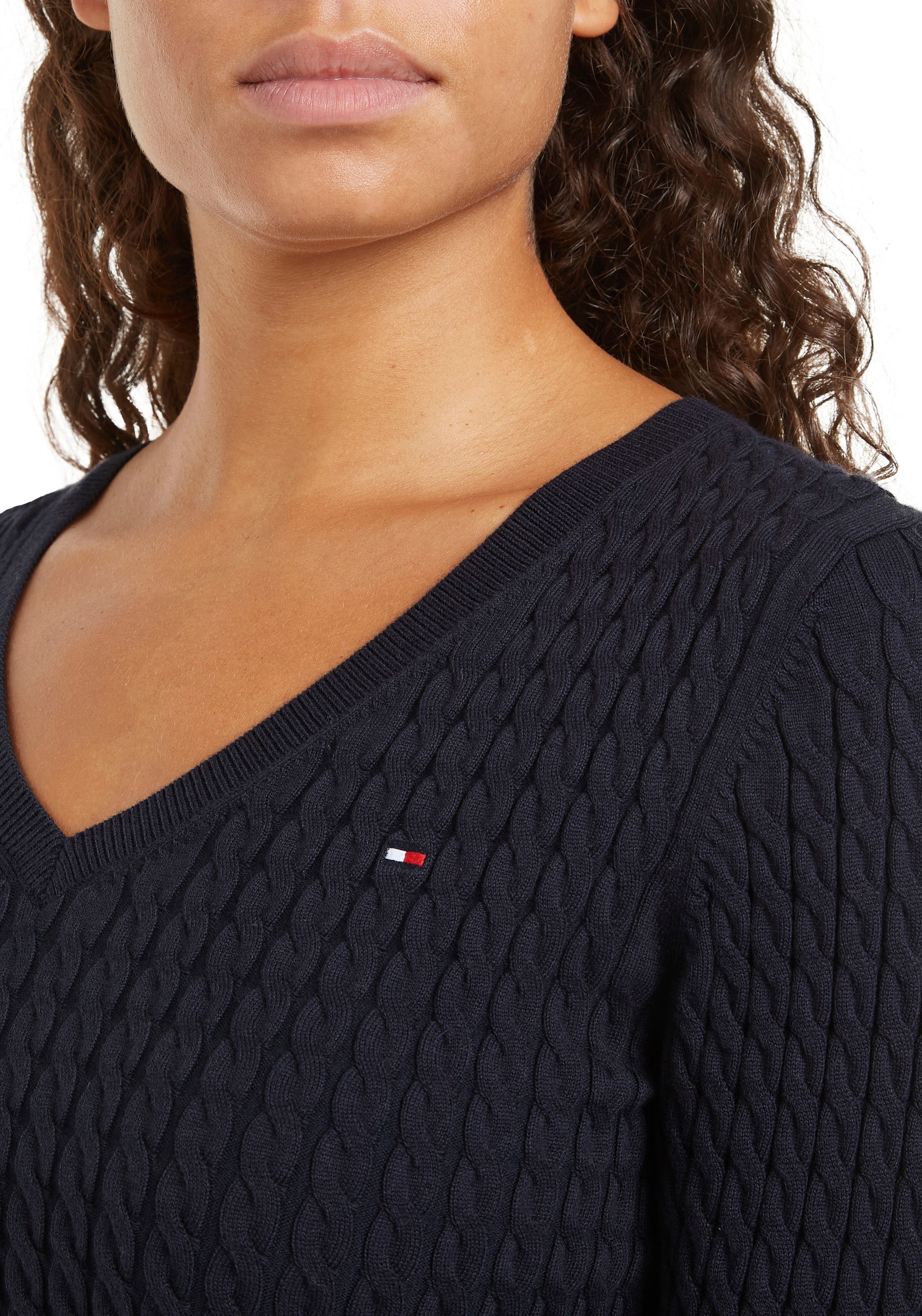 Tommy Hilfiger Strickpullover »CO CABLE V-NK SWEATER«, mit Zopfmuster